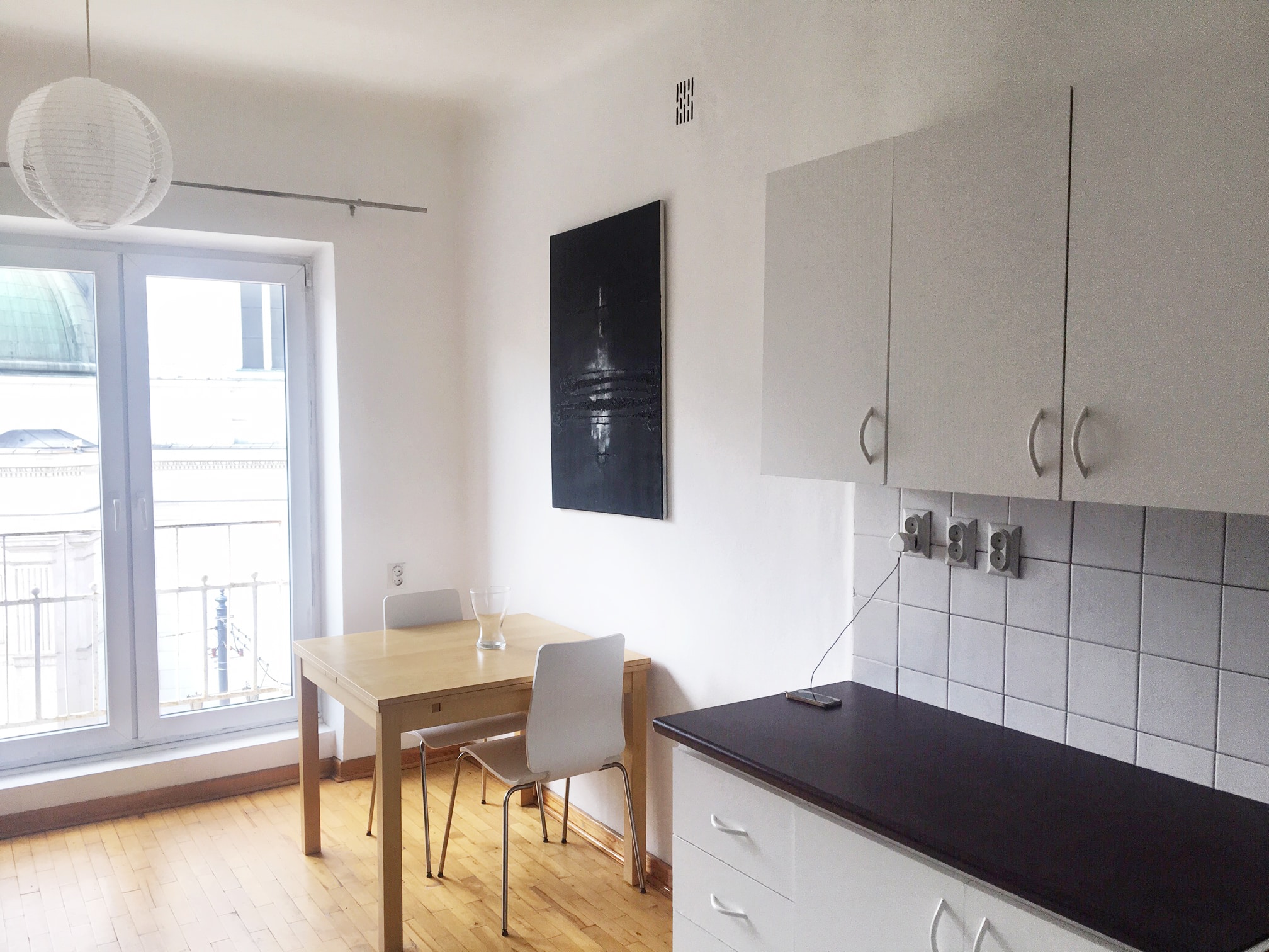 Centrally located  2 rooms apartment ( tube station)  , Plac Zbawiciela, CITY CENTER,Warsaw