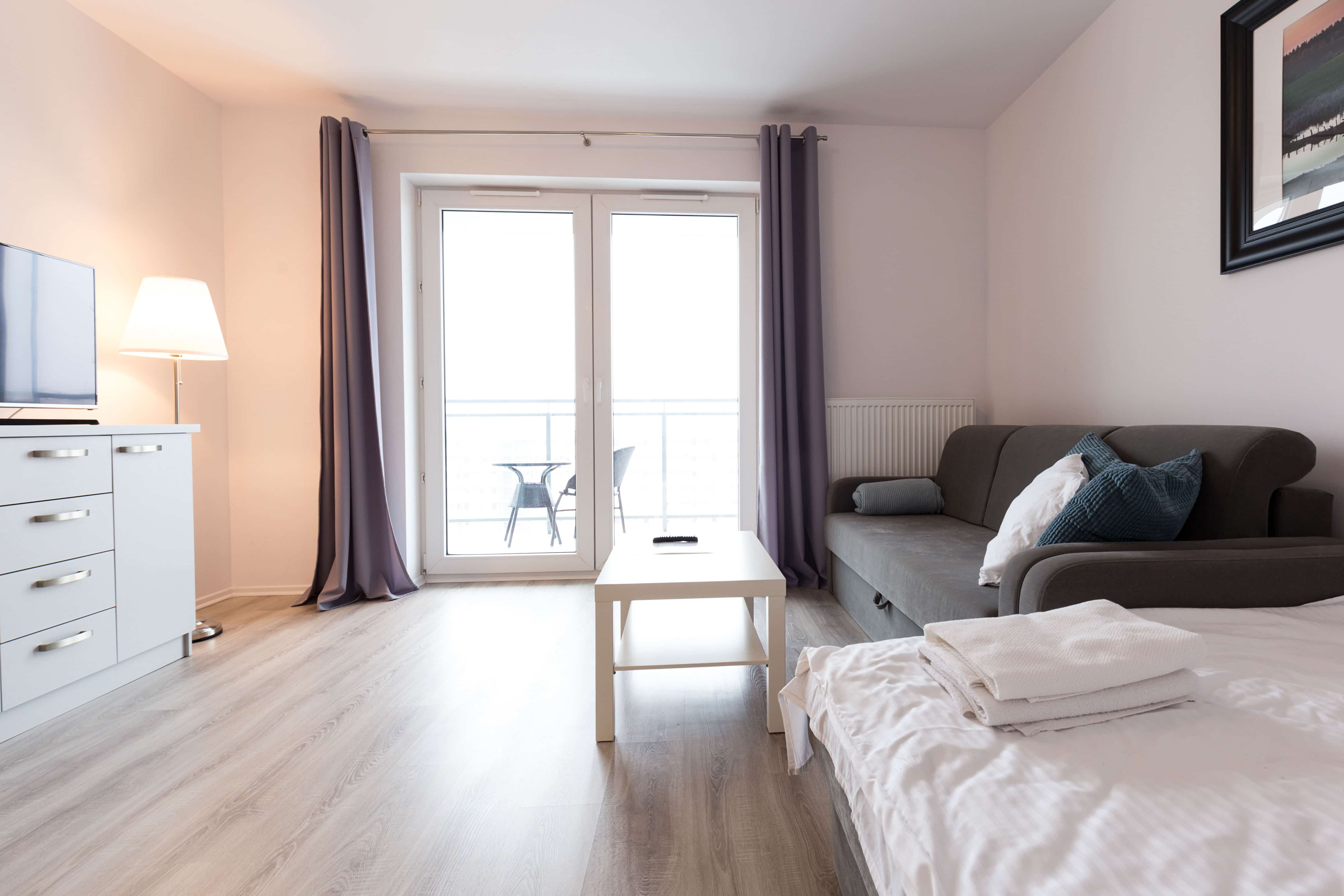 Studio close to the sea 11th floor, attractive location!