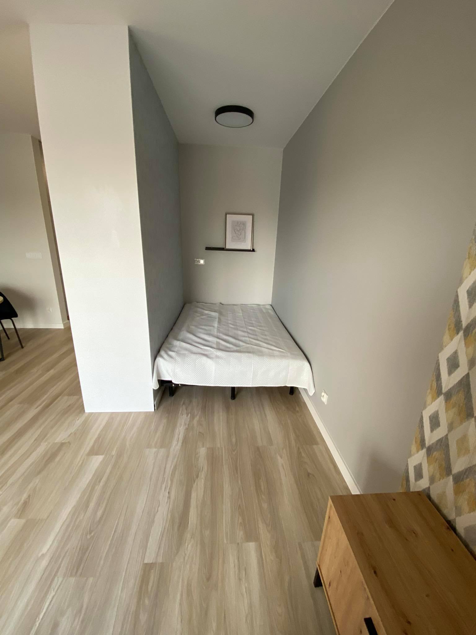 BIG STUDIO with a BED in Center CENTRAL PARK — photo 4