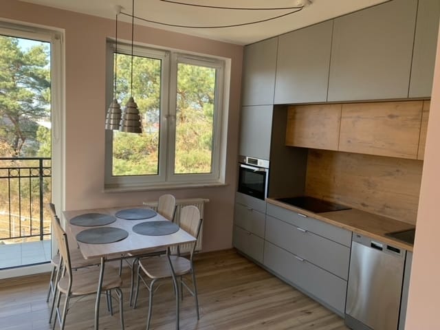 A well-connected 2-room apartment