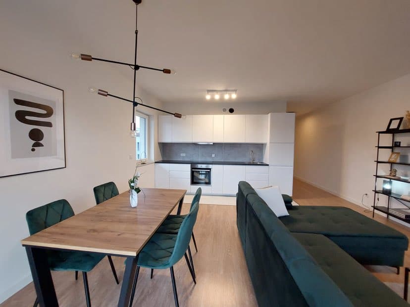 2 camere separate + soggiorno 70m2 CENTRO CITTÀ — photo 2