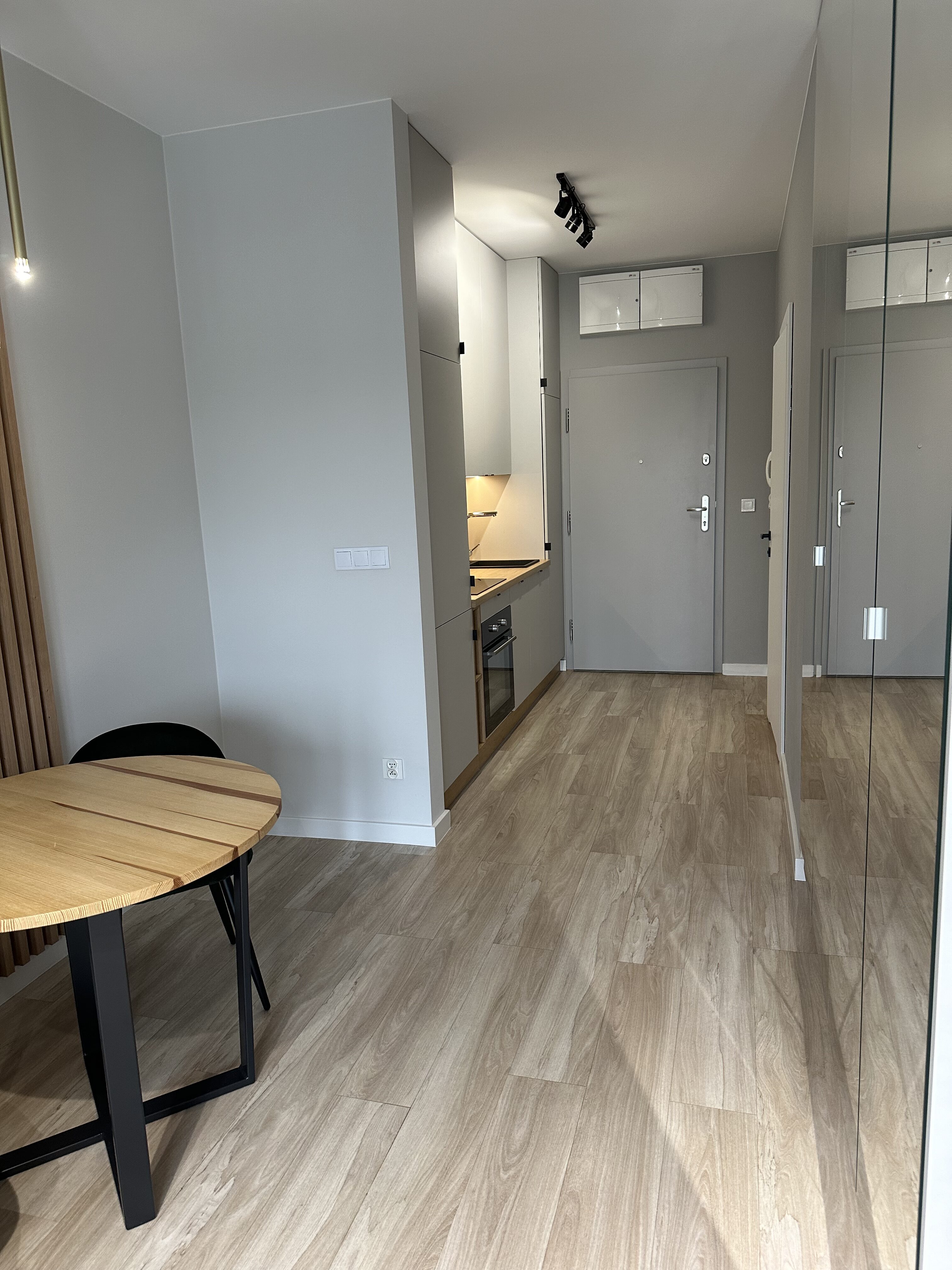 Stylish studio apartment next to the Park