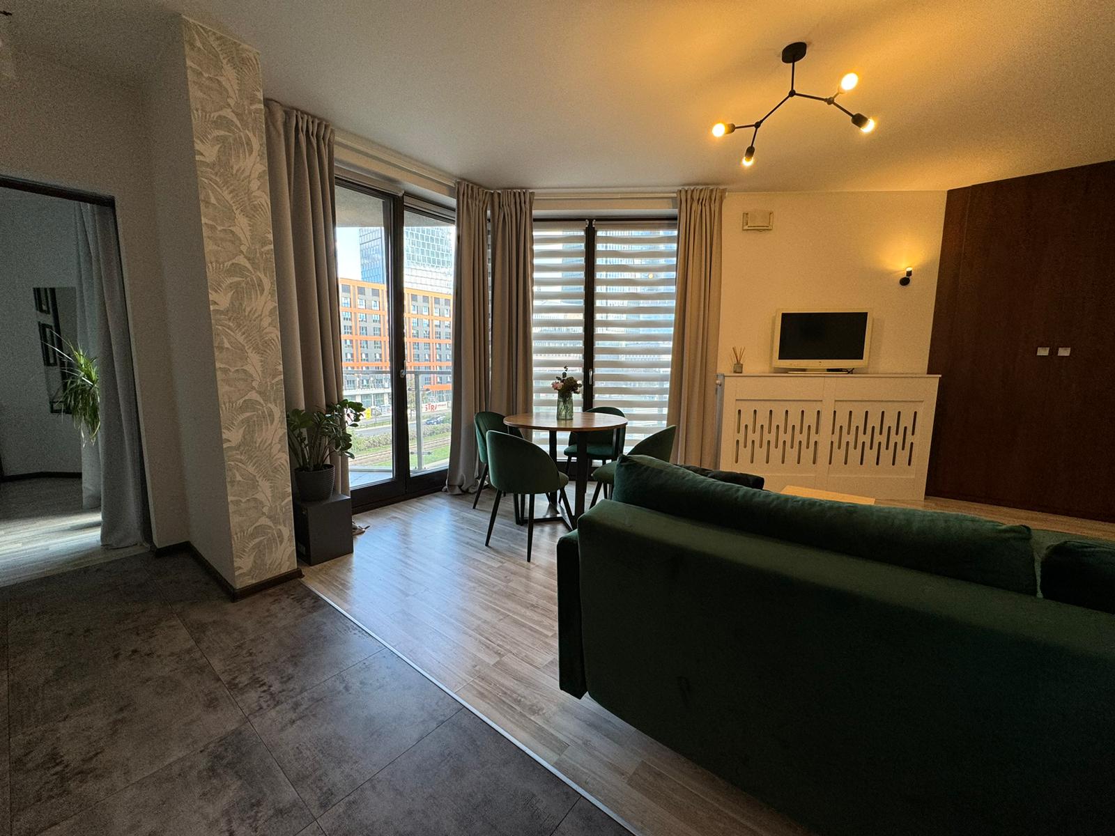 MODERN 2 rooms apartment with view – Towarowa Street, Rondo Daszyńskiego