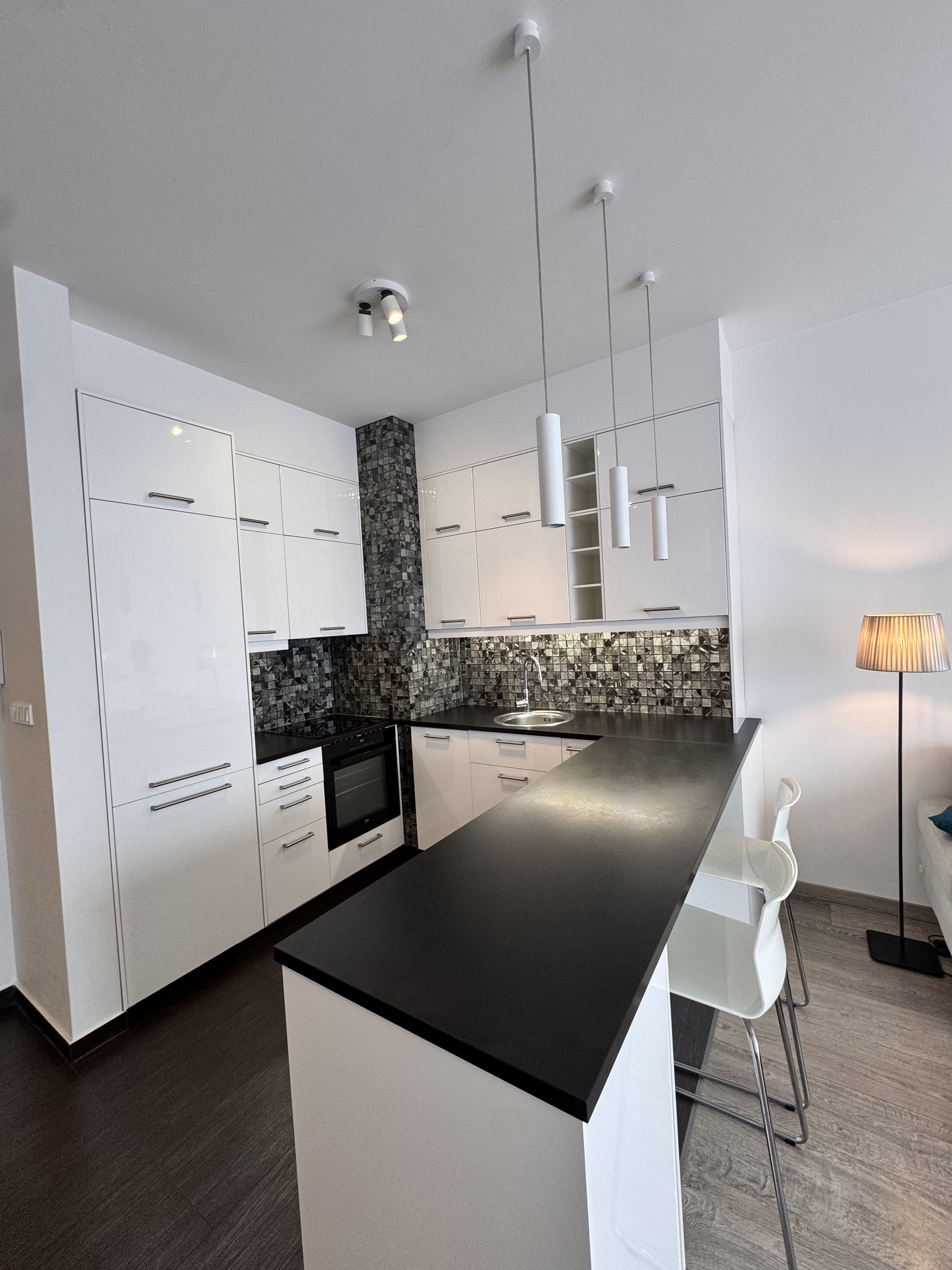 MODERN, spacious 2 rooms apartment- Miasteczko Wilanów
