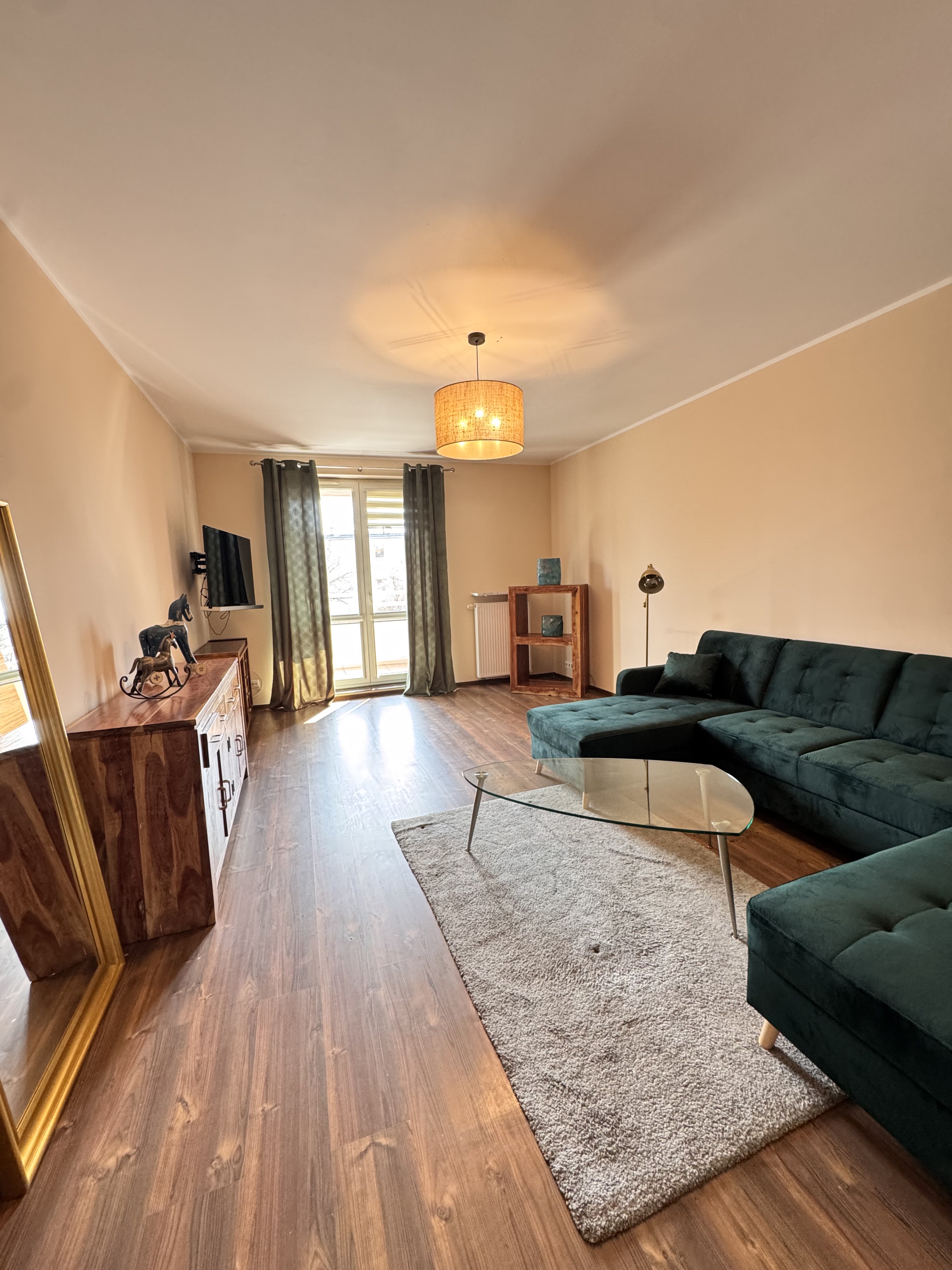 Appartement spacieux 3 pièces – Rue Zawiszy, Wola, Varsovie