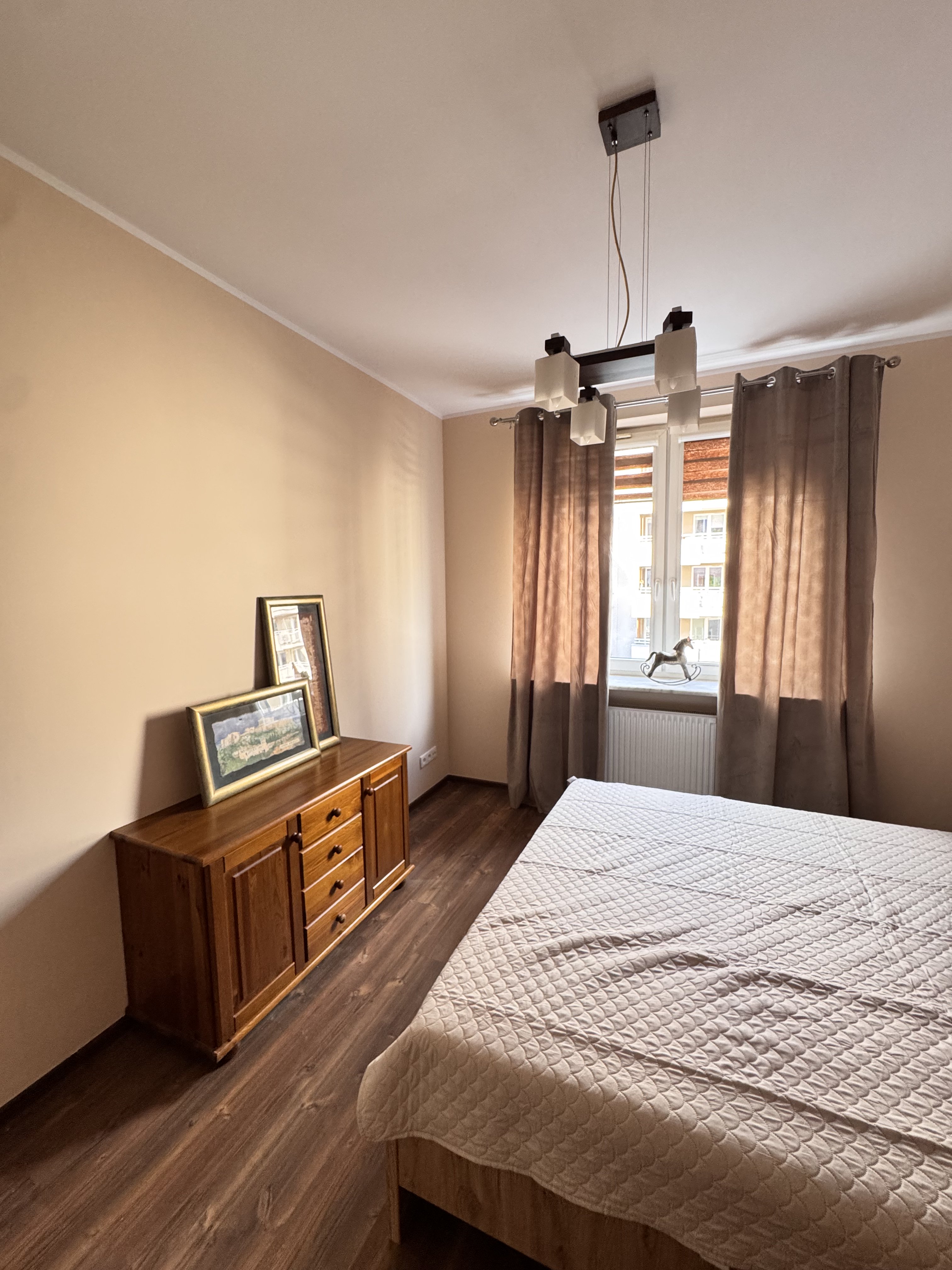 Appartement spacieux 3 pièces – Rue Zawiszy, Wola, Varsovie