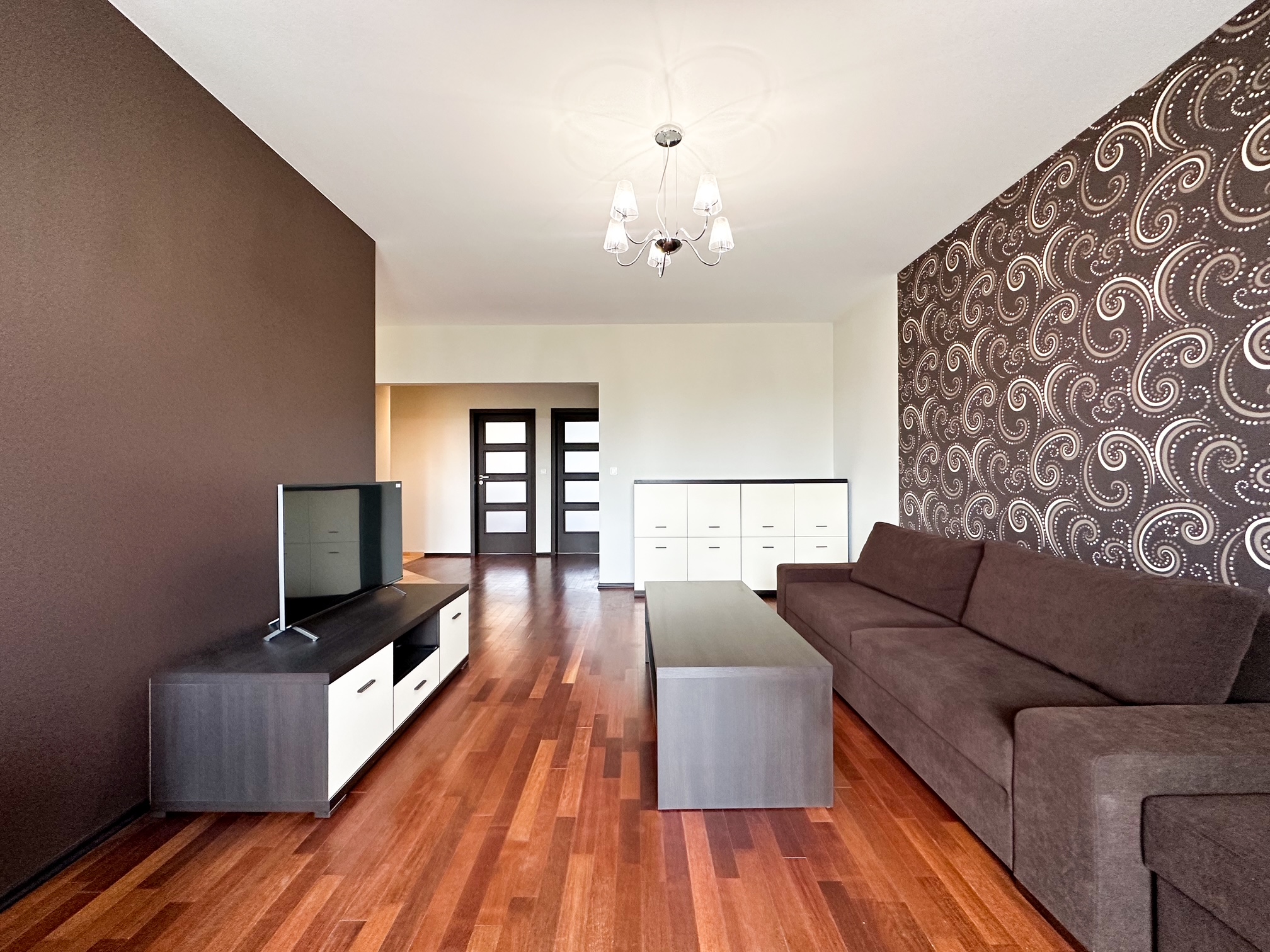Appartamento 3 locali, 81 m2, a WOLA in affitto — photo 2
