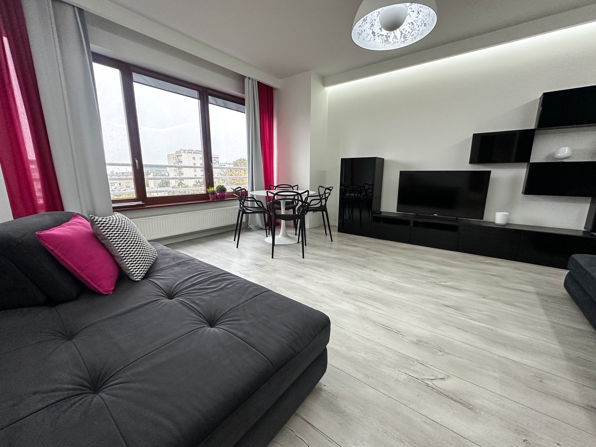 Apartamento 2 habitaciones 55 m² en Lodz, Polonia