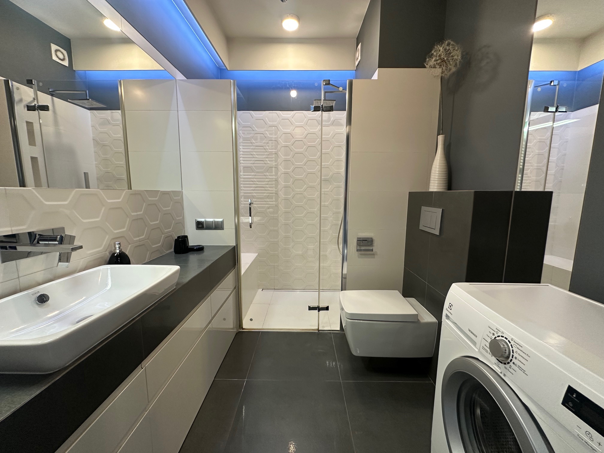 Apartamento 2 habitaciones 55 m² en Lodz, Polonia