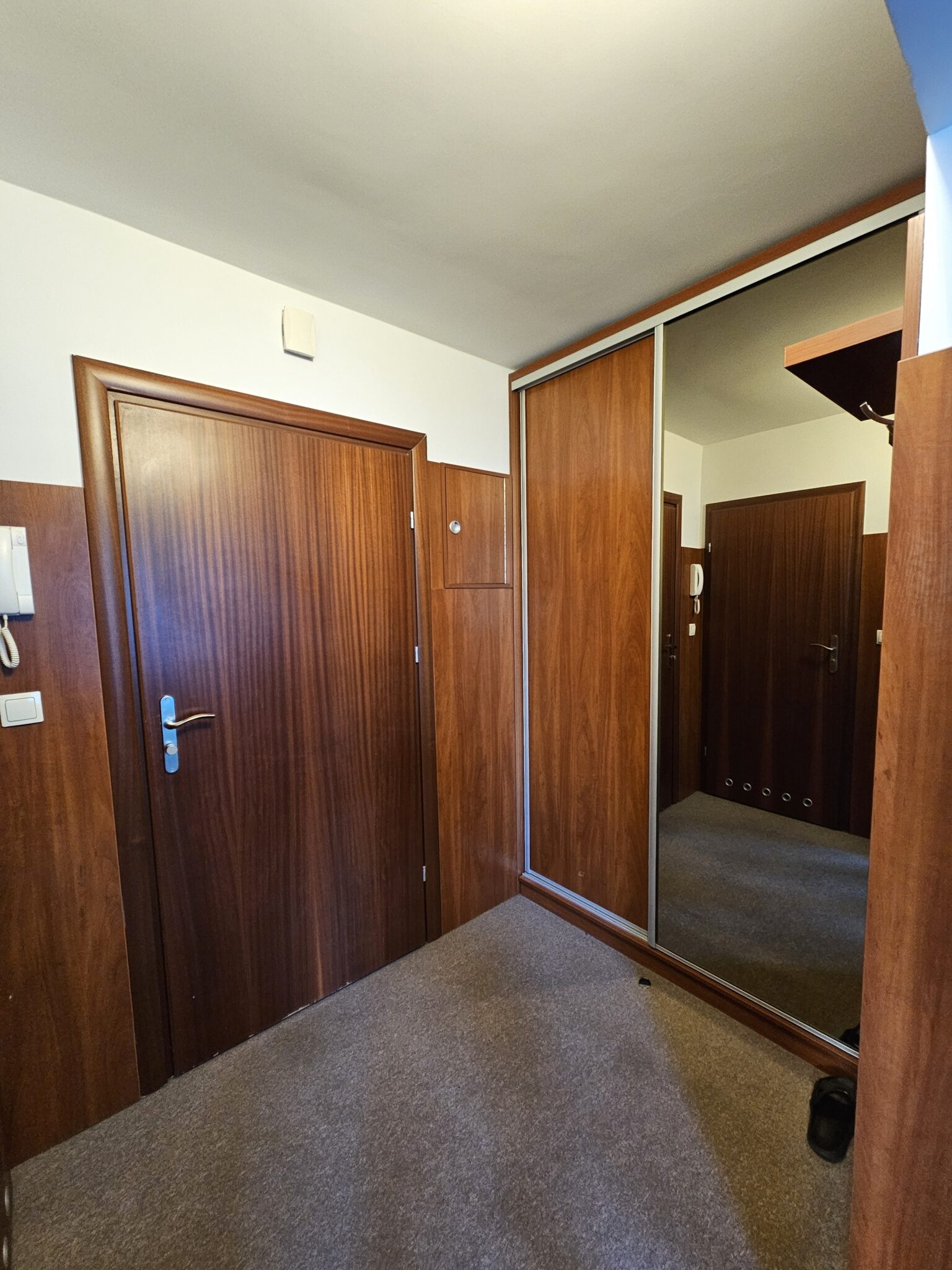 Студия 1 комната 33 м² в Варшаве, Польша