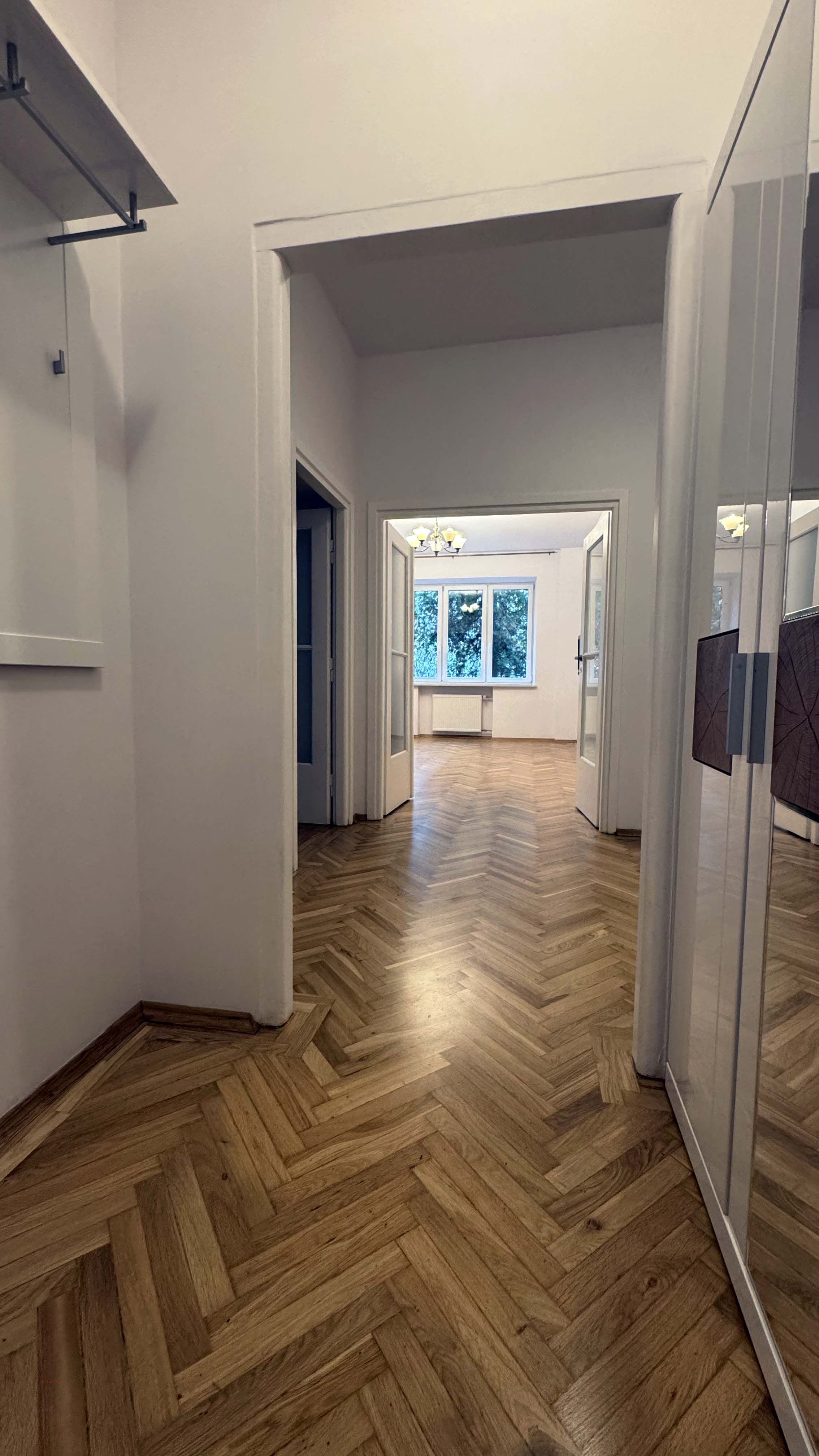 Wohnung 4 zimmer 84 m² in Warschau, Polen