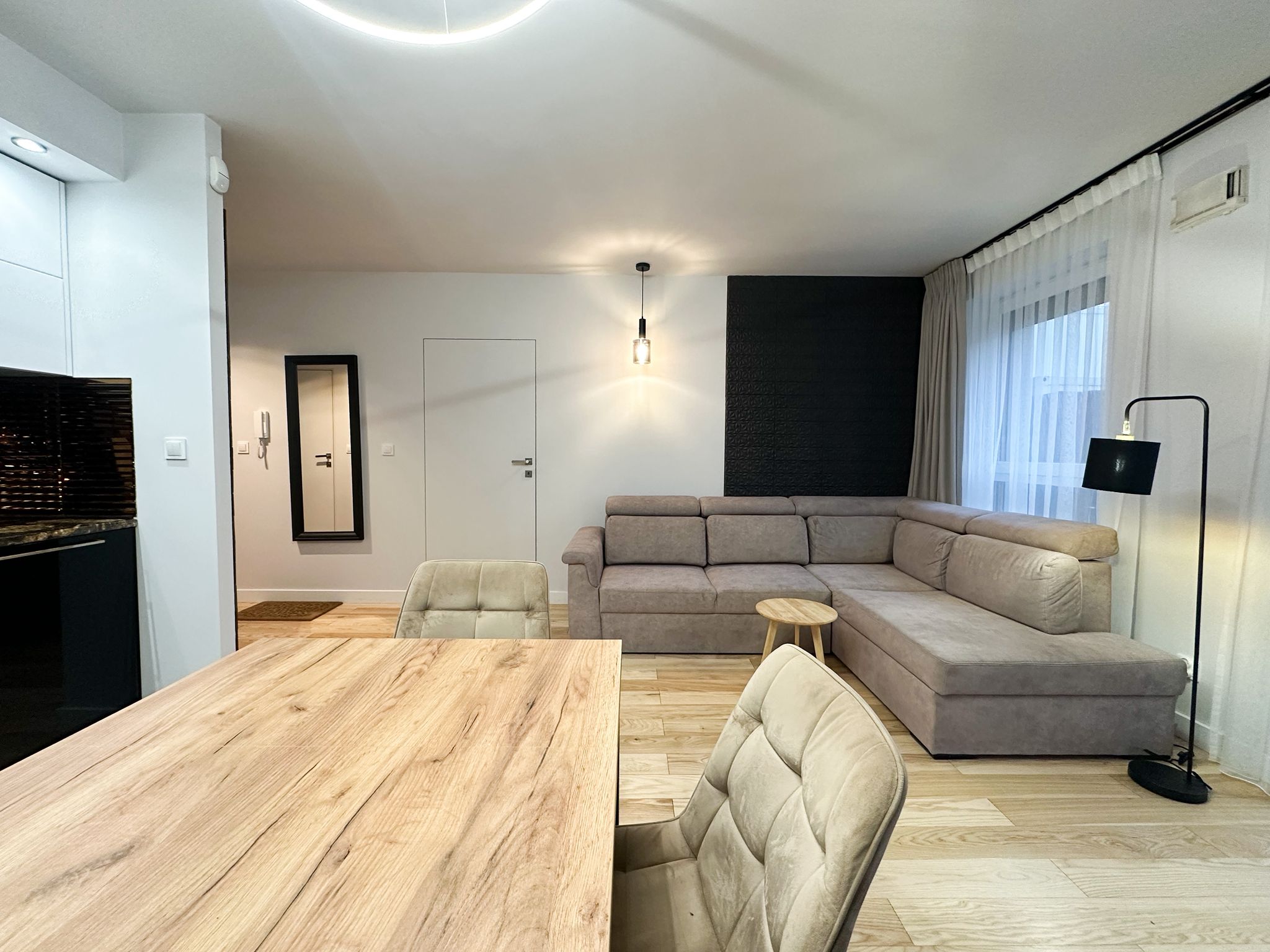 Appartamento di alto livello con grande terrazza a Łódź