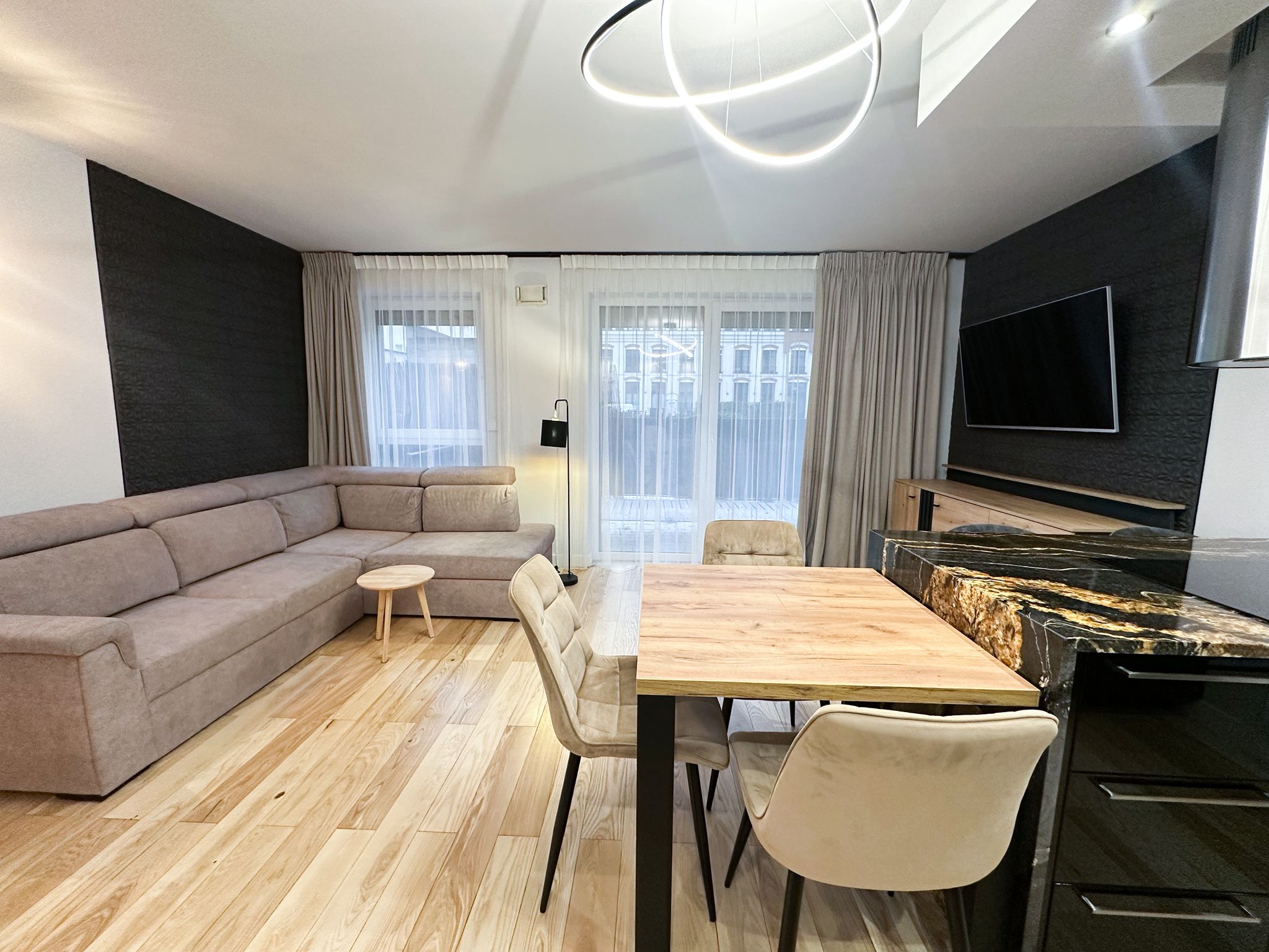 Appartamento di alto livello con grande terrazza a Łódź