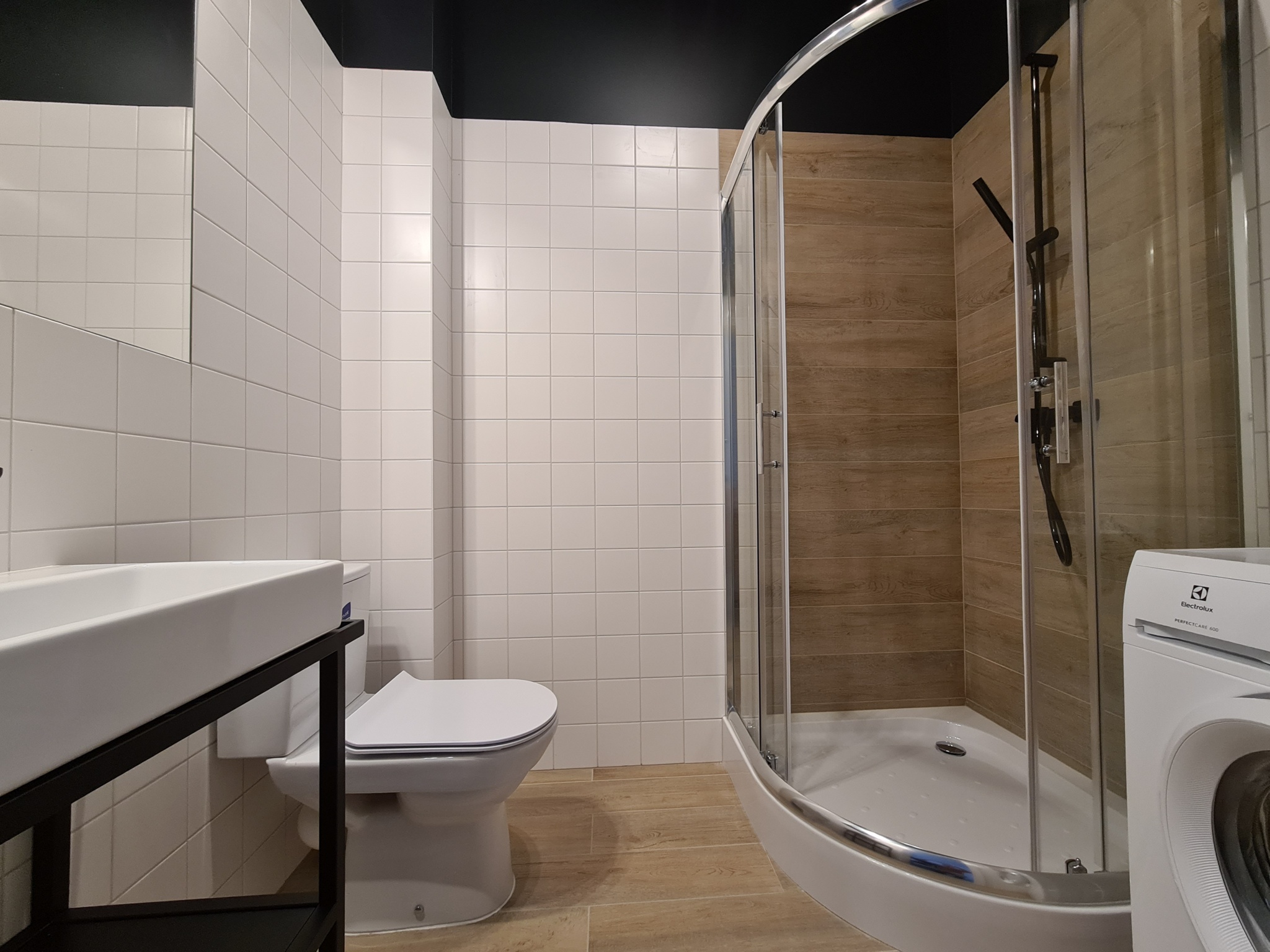 APPARTEMENT MODERNE 2 PIÈCES AVEC BALCON PROCHE WUM, OCHOTA