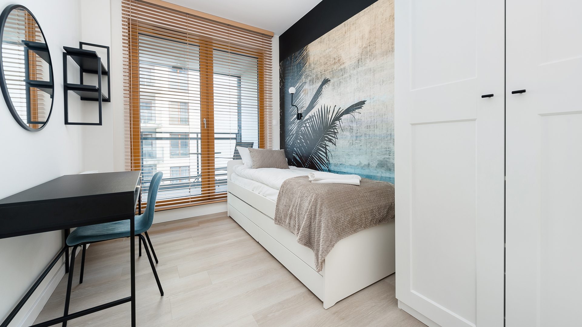 Appartement deux pièces, Krakow, Rakowicka 20J/128 - à 400 mètres de la gare et de Galeria Krakowska