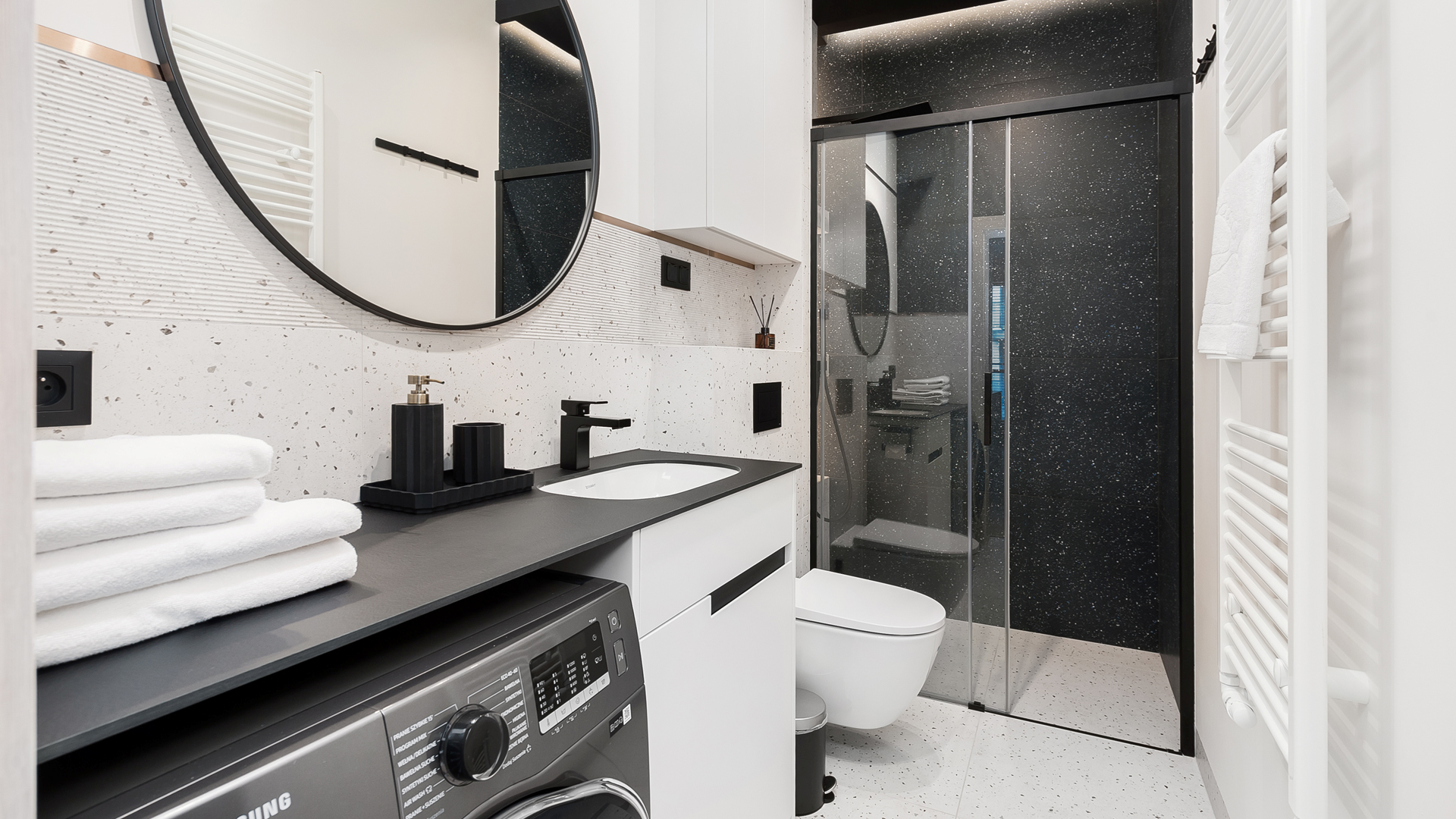Appartement deux pièces, Krakow, Rakowicka 20J/128 - à 400 mètres de la gare et de Galeria Krakowska