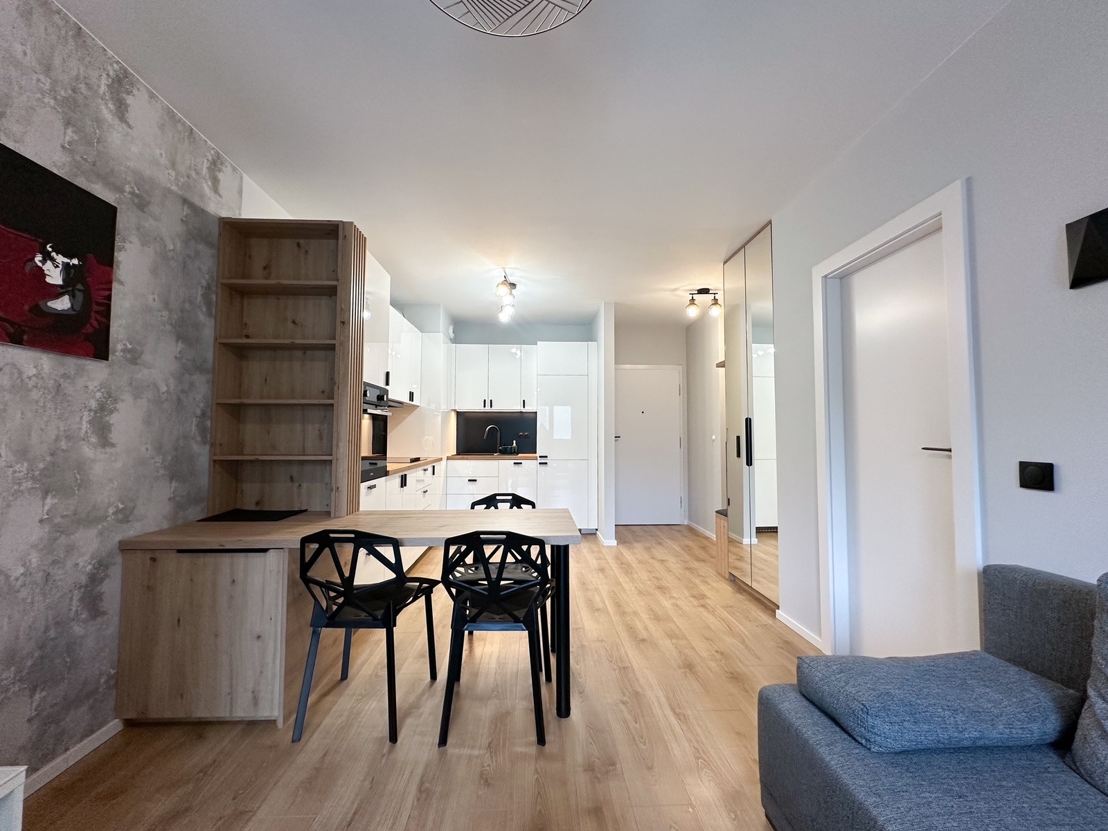 2 rooms apartment FOR RENT in FUZJA  investment