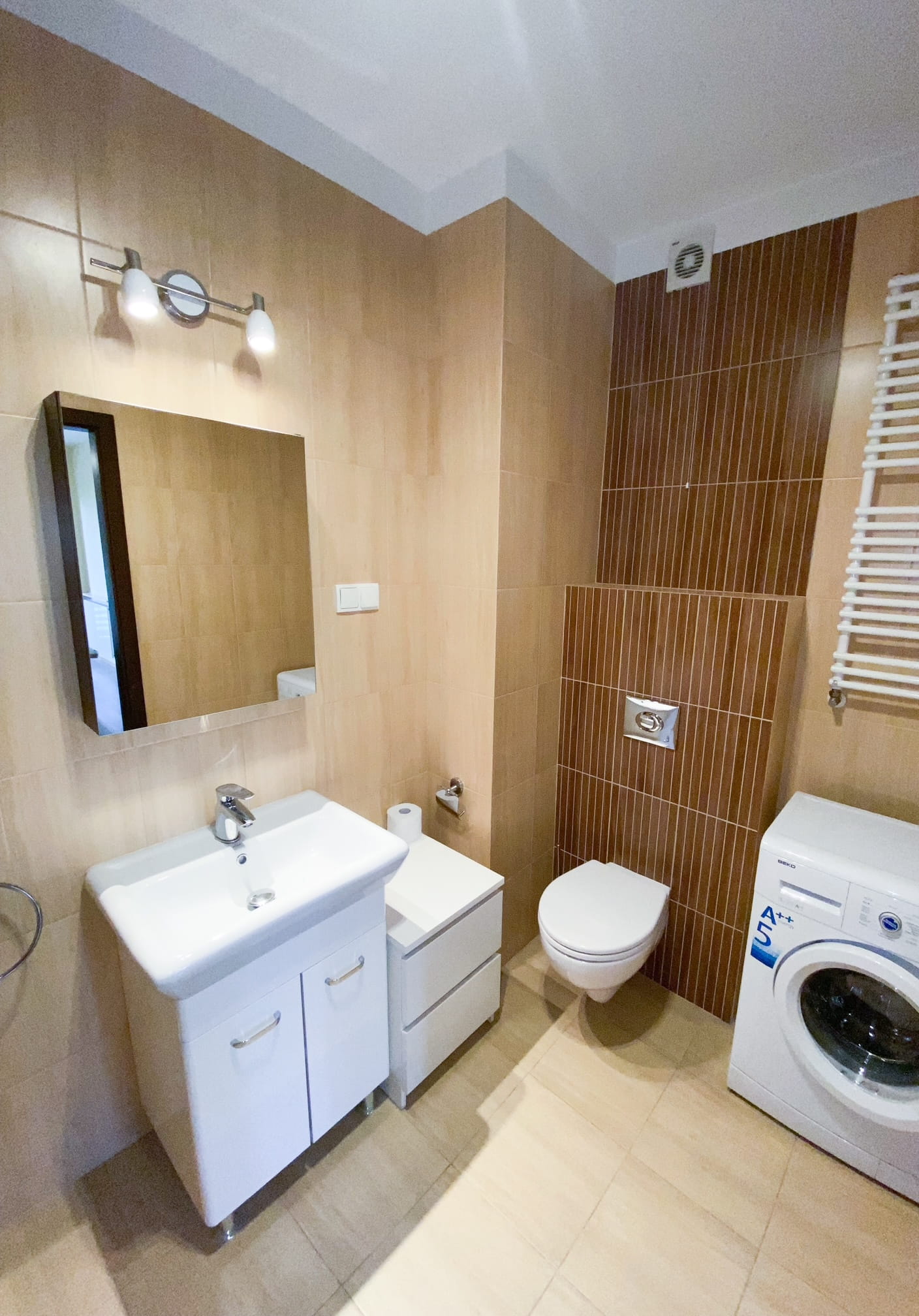 3 room apartment 80 m² in Lodz, Poland