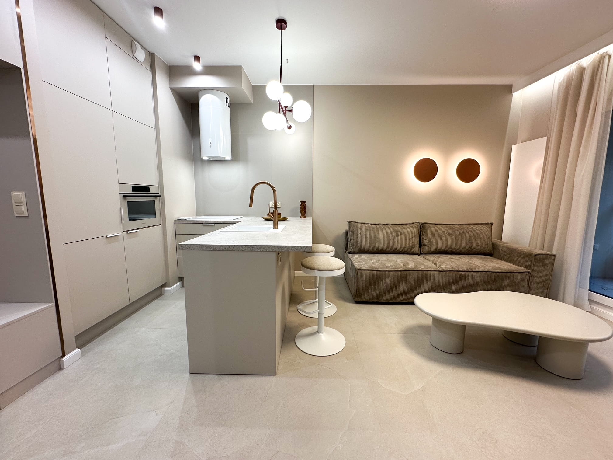 2 rooms + dressing room, 42 m2, on Kościuszki 130 street
