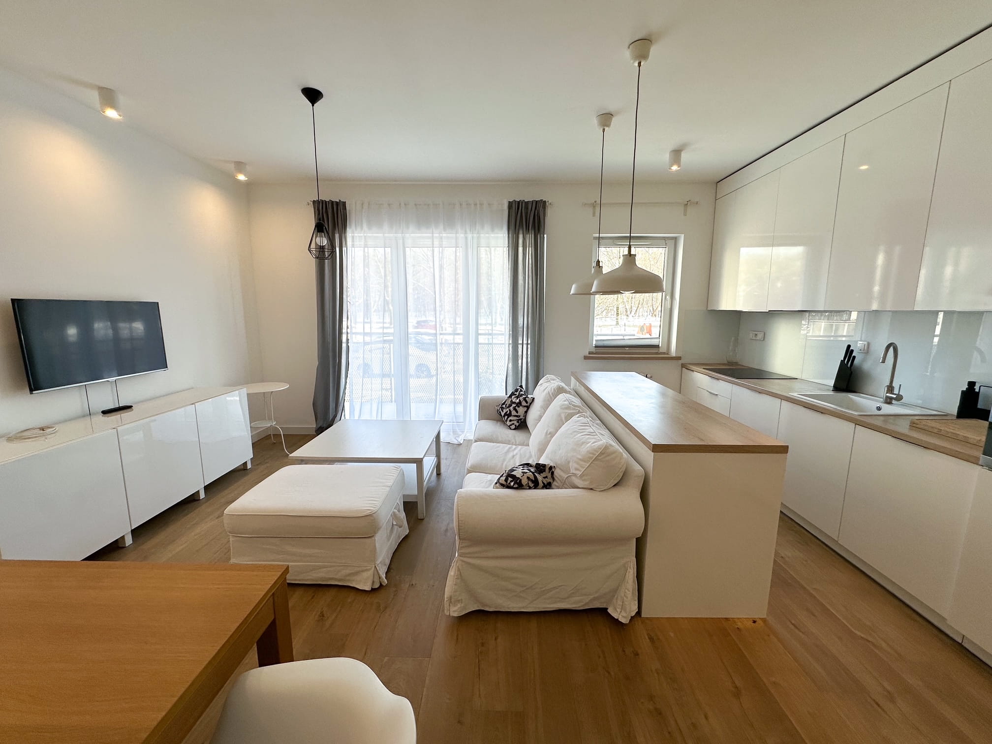 3 rooms apartment in Narutowicza Residence — photo 2