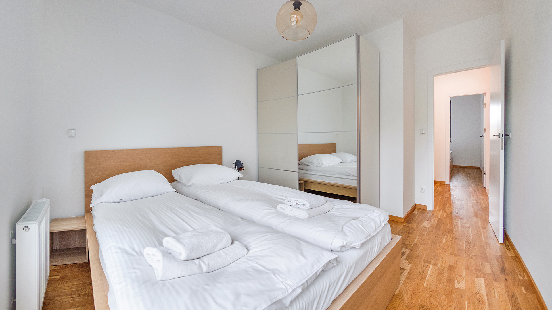 Appartement deux chambres, Gdańsk, Długie Ogrody 18/50 – à 7 minutes à pied de la Vieille Ville, dans un immeuble avec terrasse sur le toit.