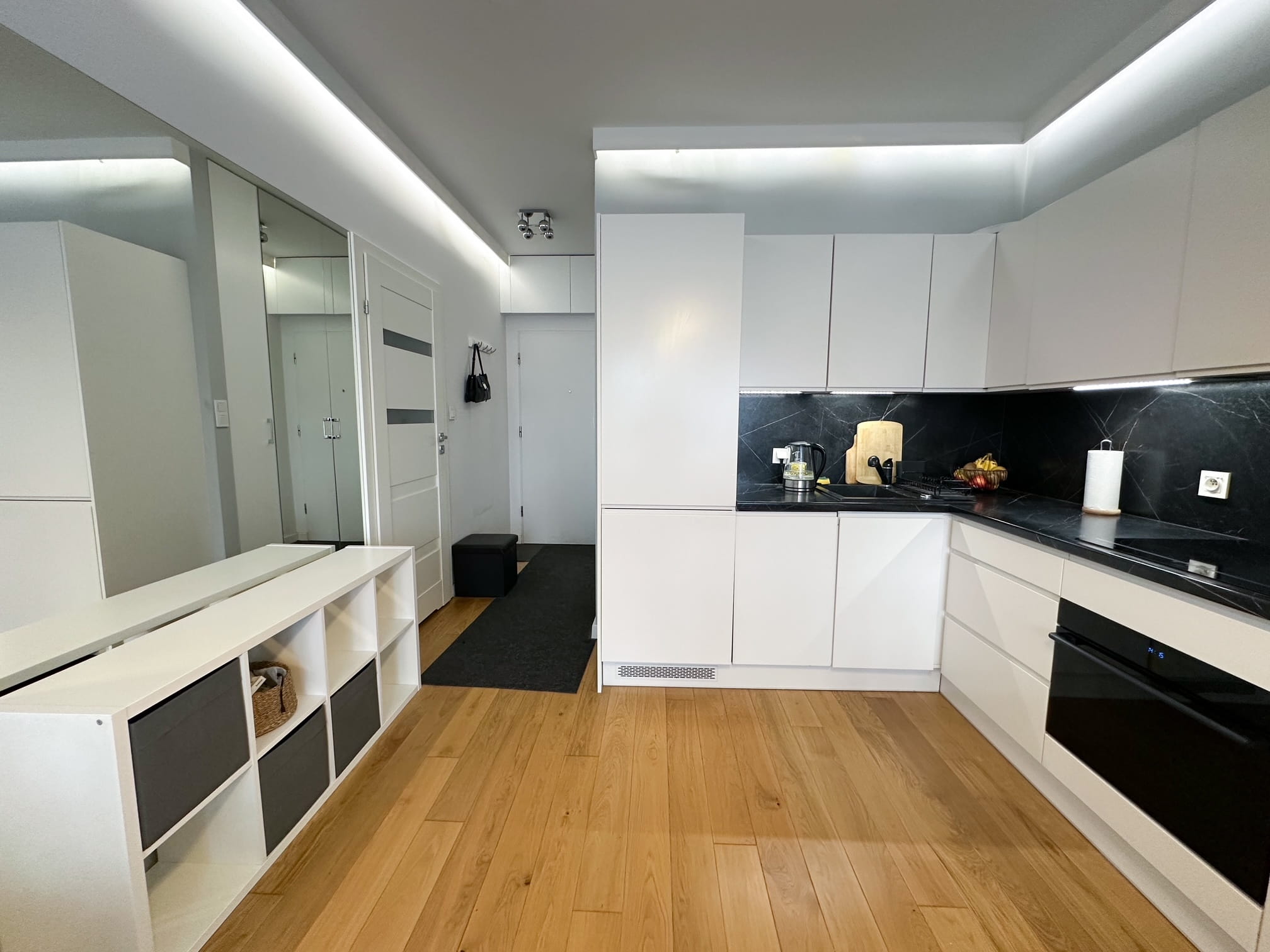 2 rooms apartment for rent on Żwirki 21 street