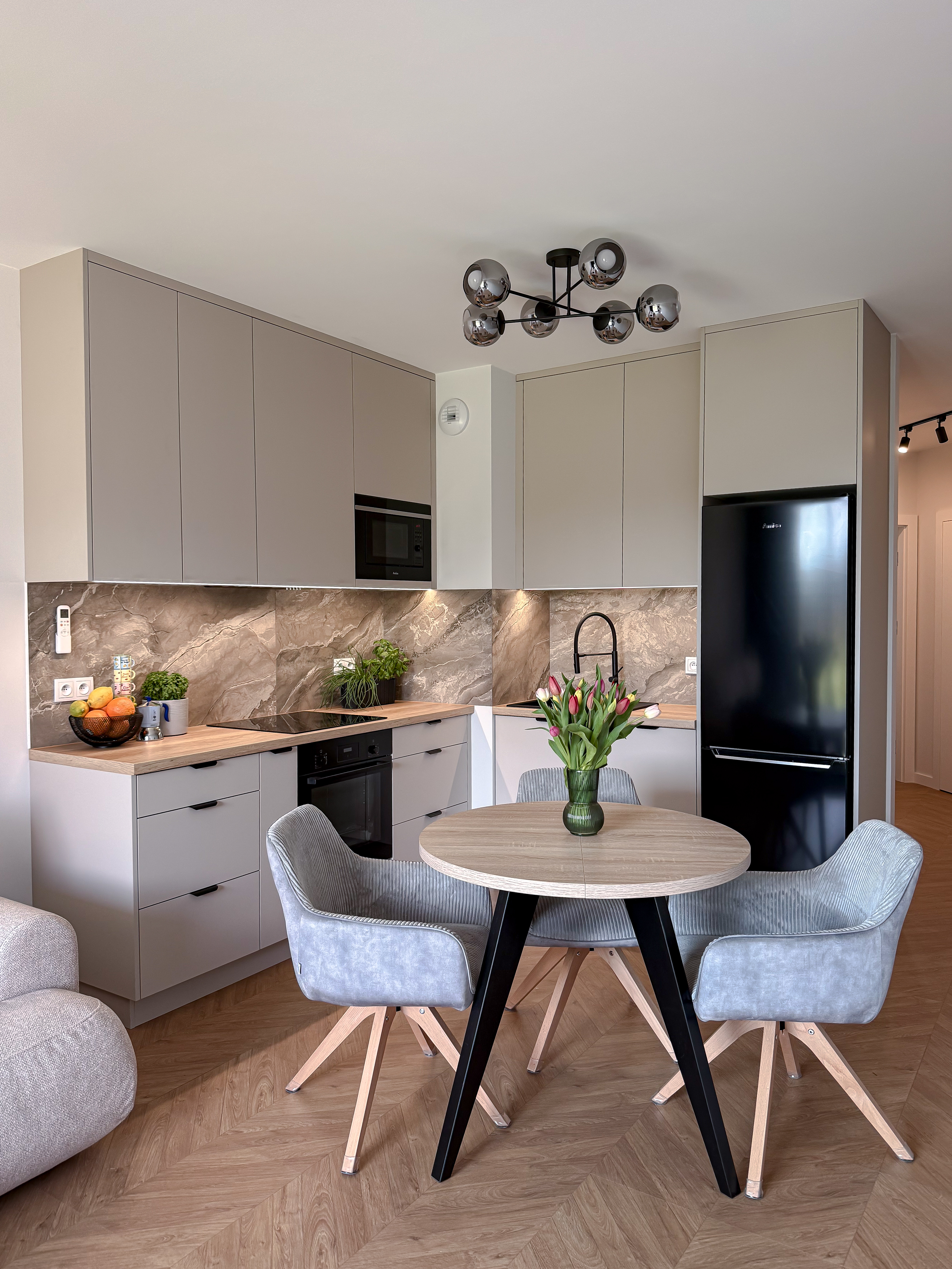 Bel appartement neuf avec jardin, Bemowo — photo 2