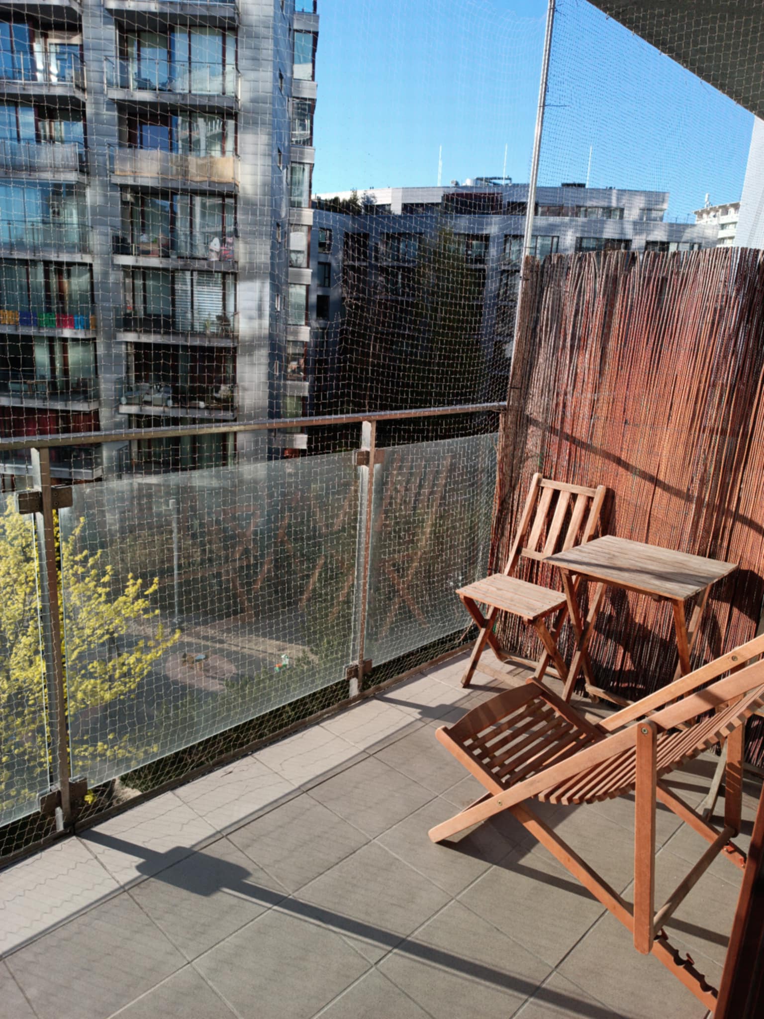 Studio moderne avec balcon au centre-ville (Ochota, Triton Park) — photo 3