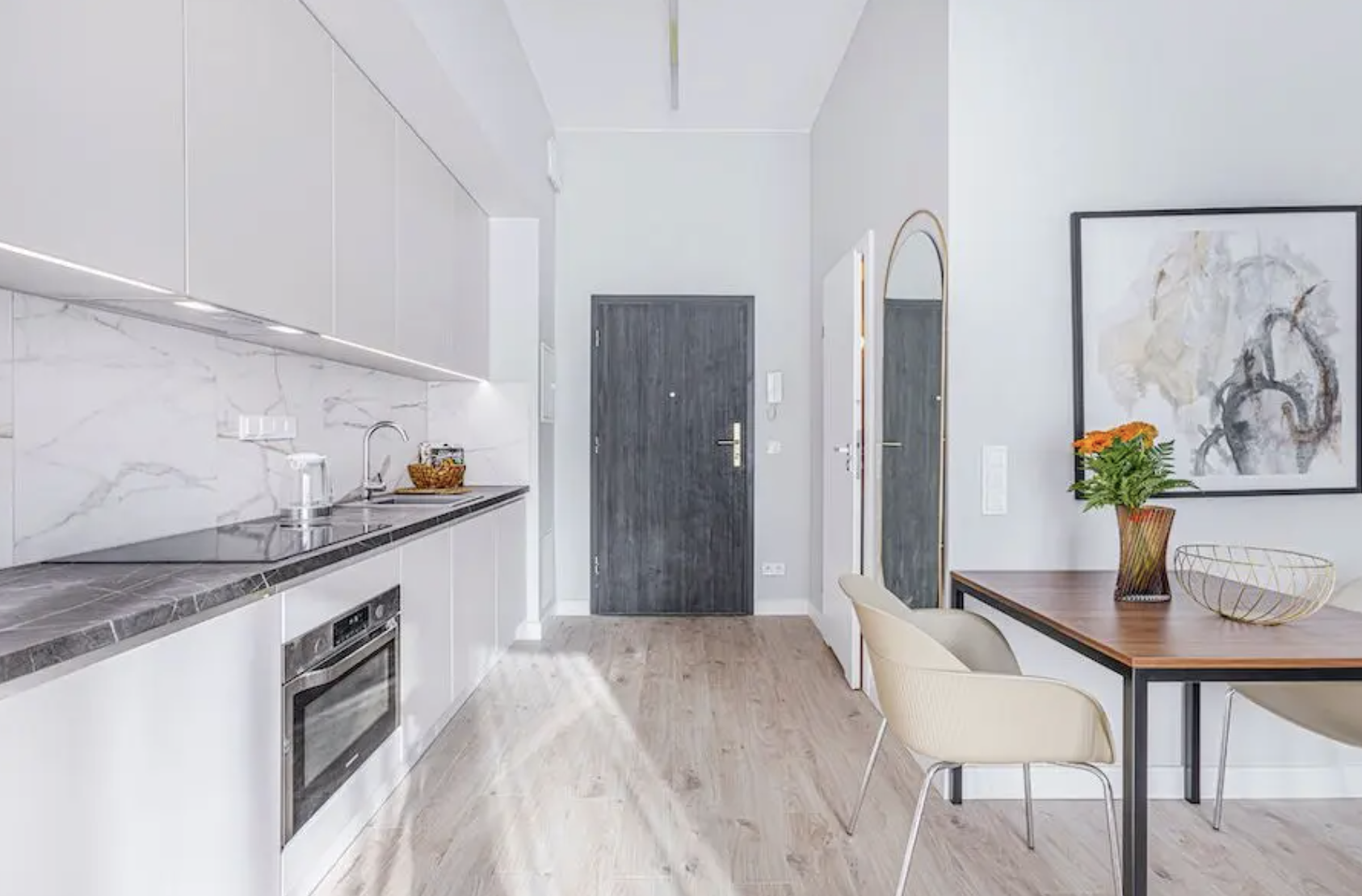 Studio de haut standing avec lit dans le quartier Śródmieście