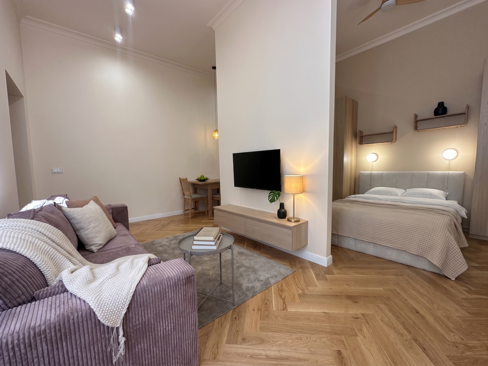 Studio with a bedroom area on 1 Maja 11 street