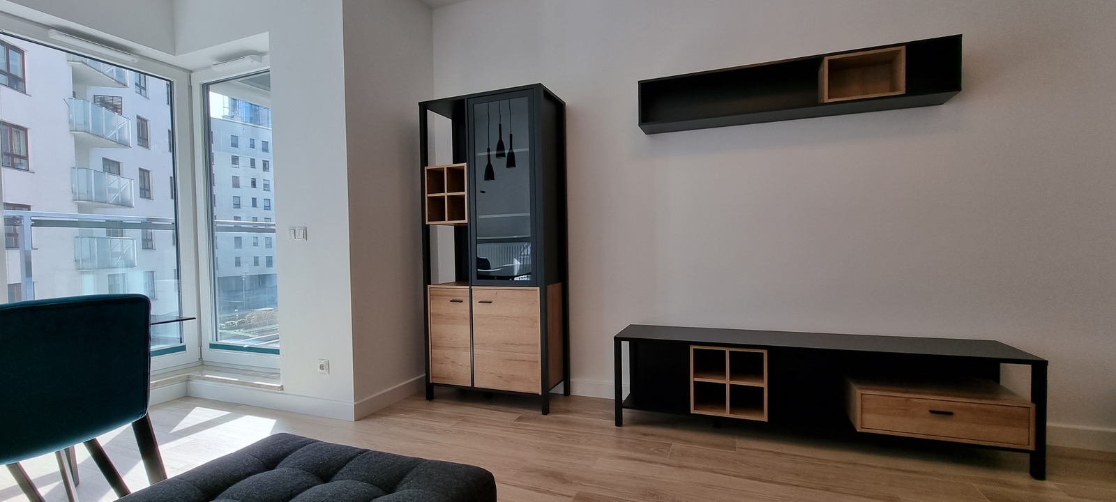 SPACIOUS 2-ROOM APARTMENT– SIEDMIOGRODZKA ,WOLA area/ Warsaw Spire /AC/