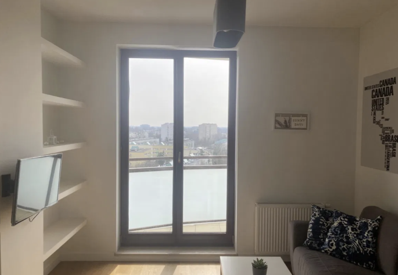 AMPIO bilocale con balcone nel quartiere OCHOTA — photo 4