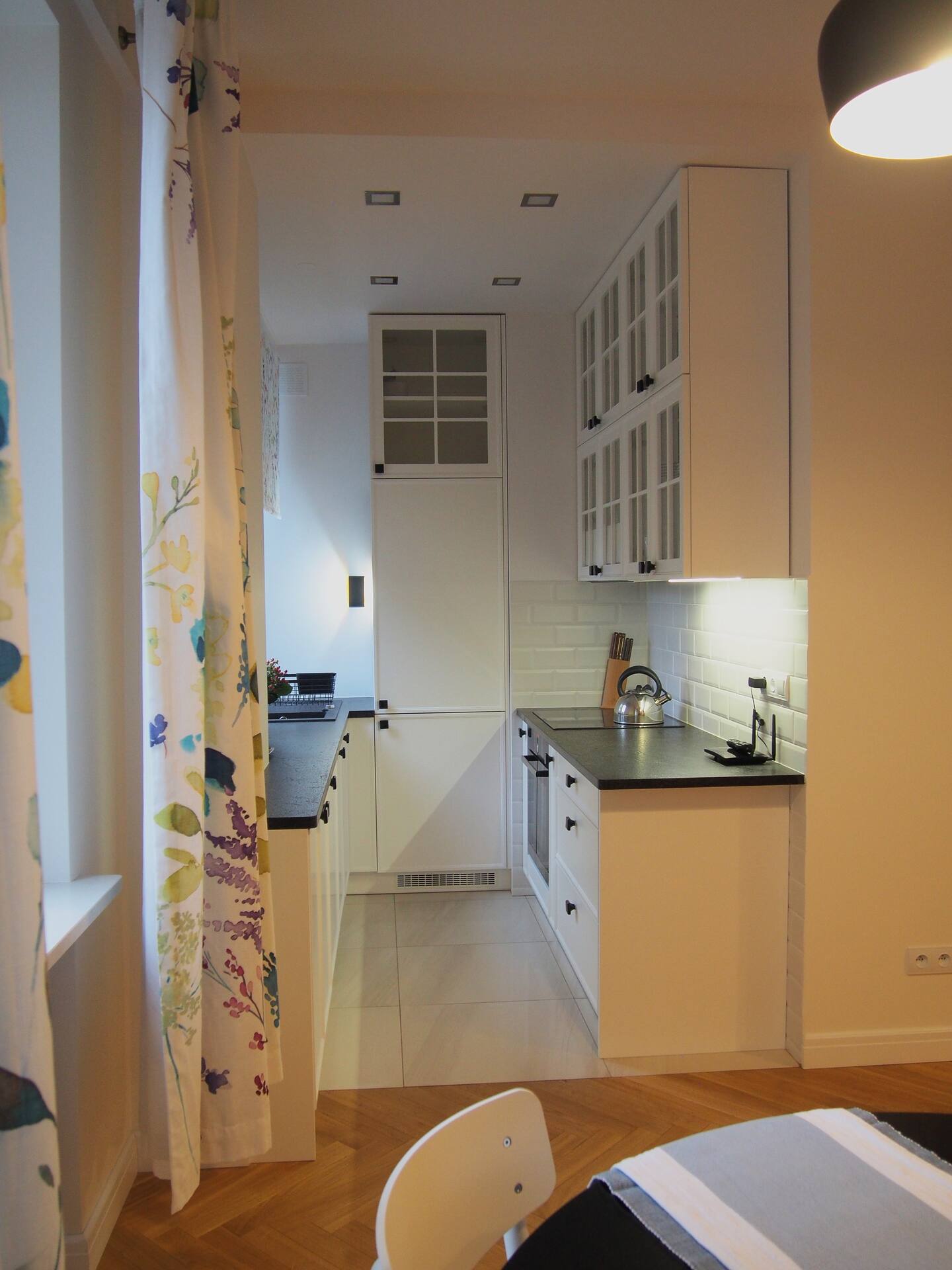 Appartamento elegante 2 locali, via Andersa, centro città Varsavia