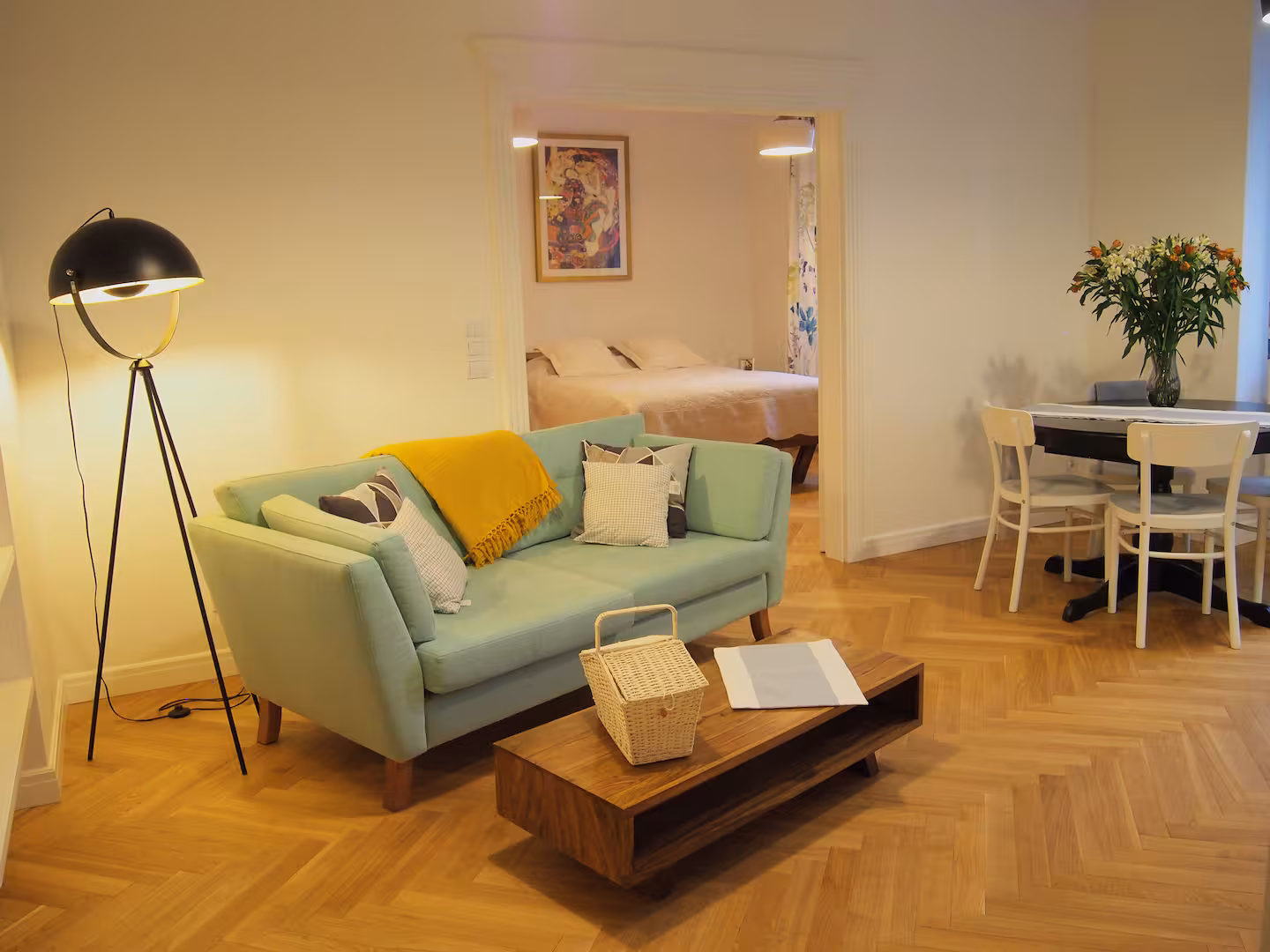 Stylish 2 rooms apartment, Andersa street, city center Warsaw