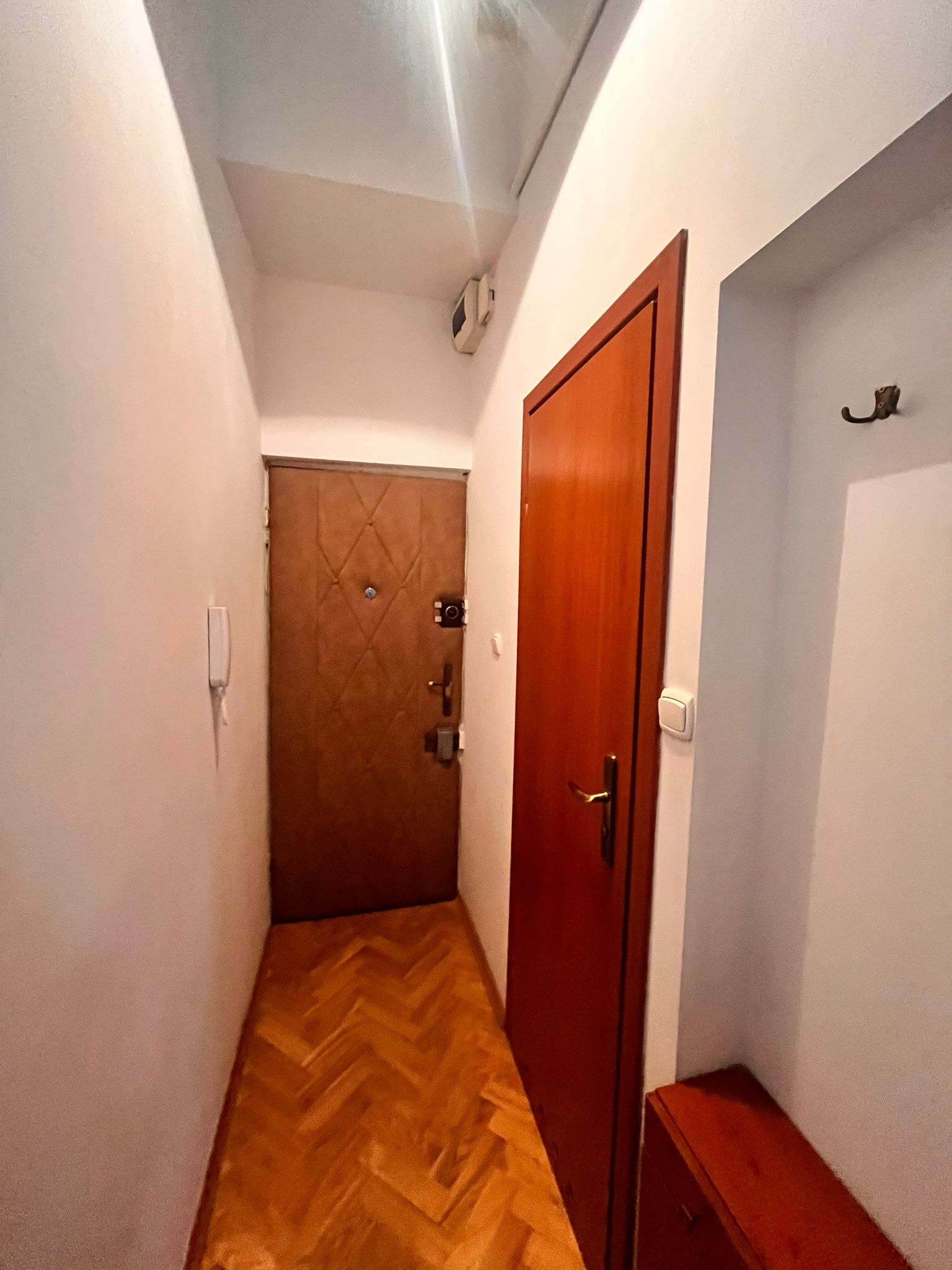 Monolocale con Balcone | Via Hoża | Soffitti Alti I CENTRO CITTÀ
