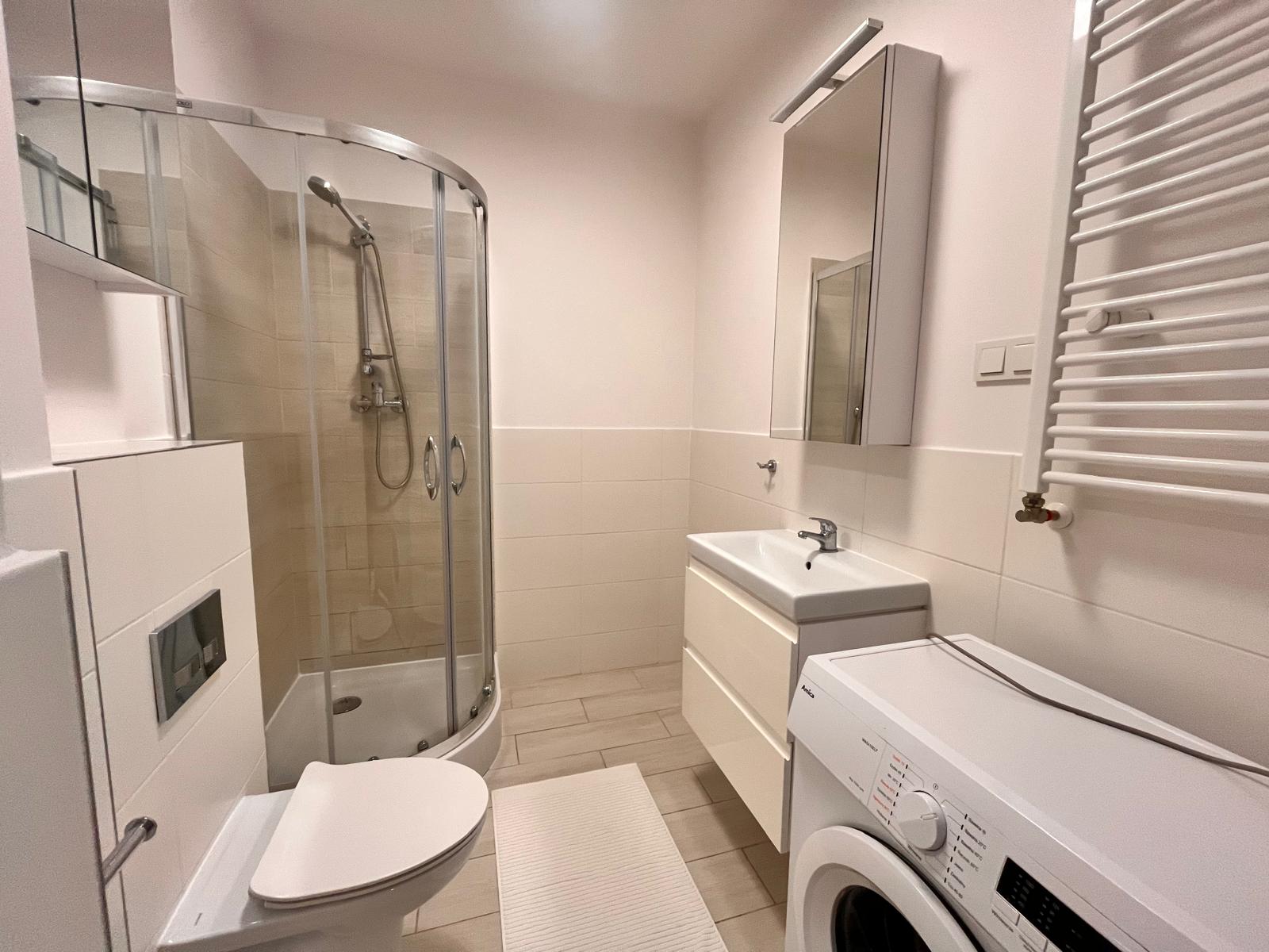 APPARTEMENT MODERNE 2 PIÈCES AVEC BALCON À PRAGA POŁUDNIE