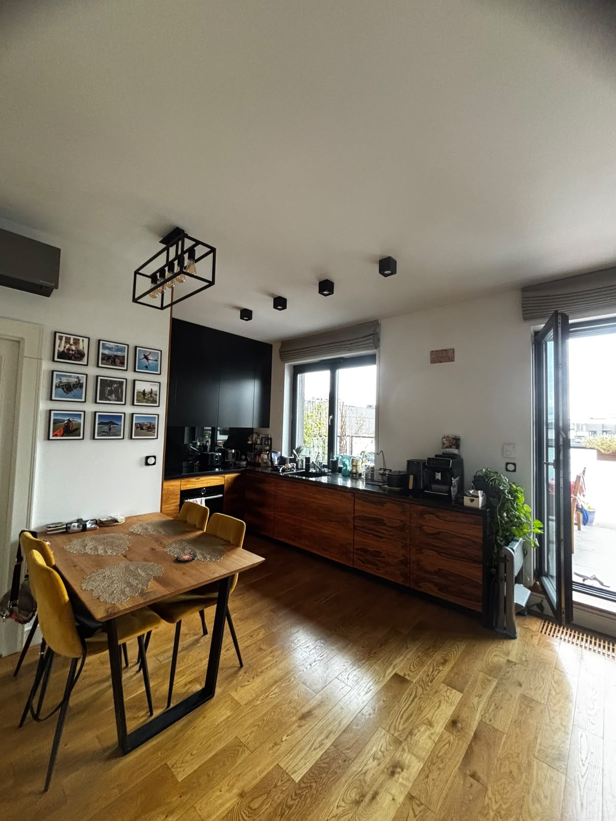 SPACIOUS 3-room flat with terrace in WOLA DISTRICT