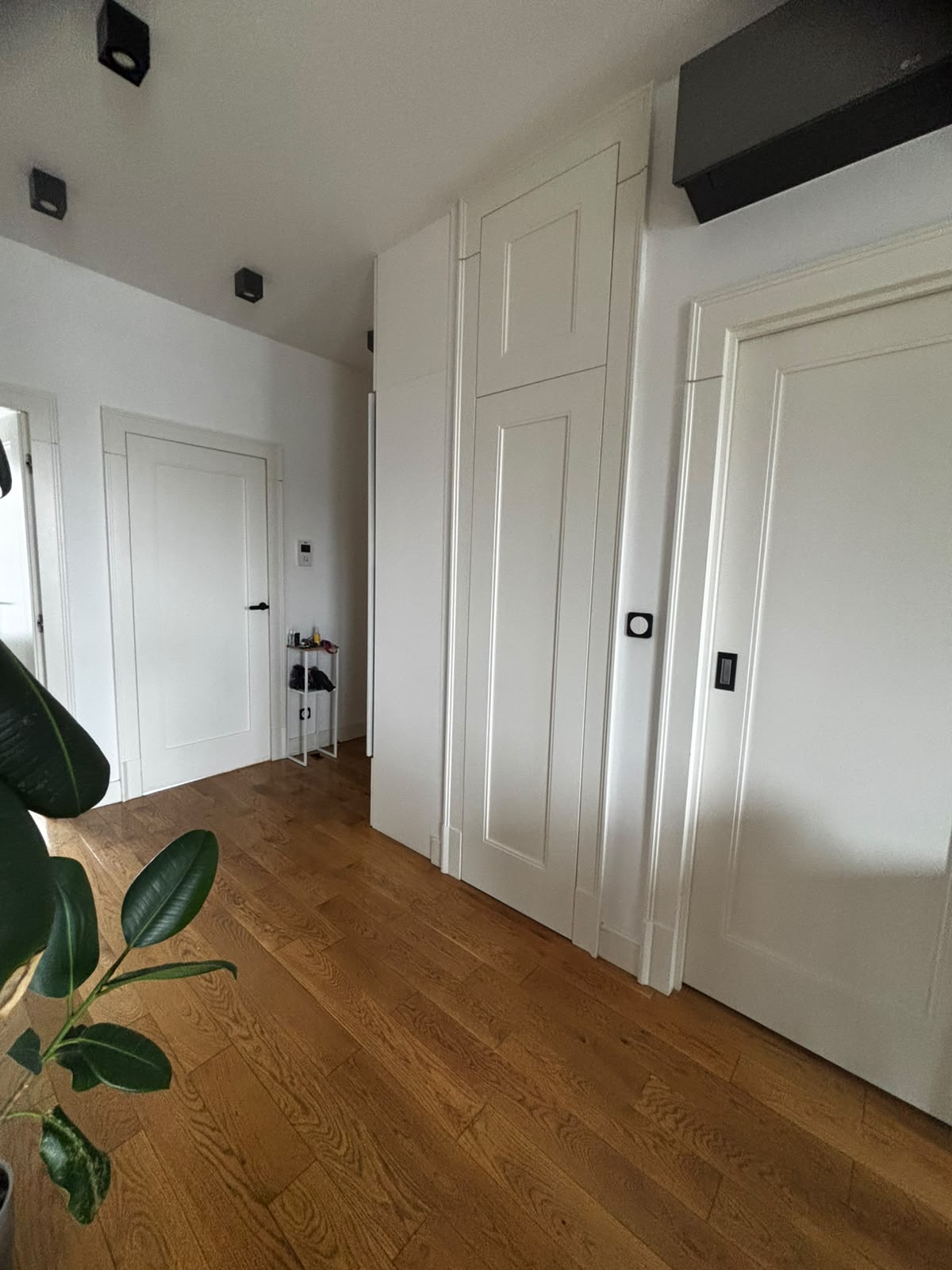 SPACIOUS 3-room flat with terrace in WOLA DISTRICT