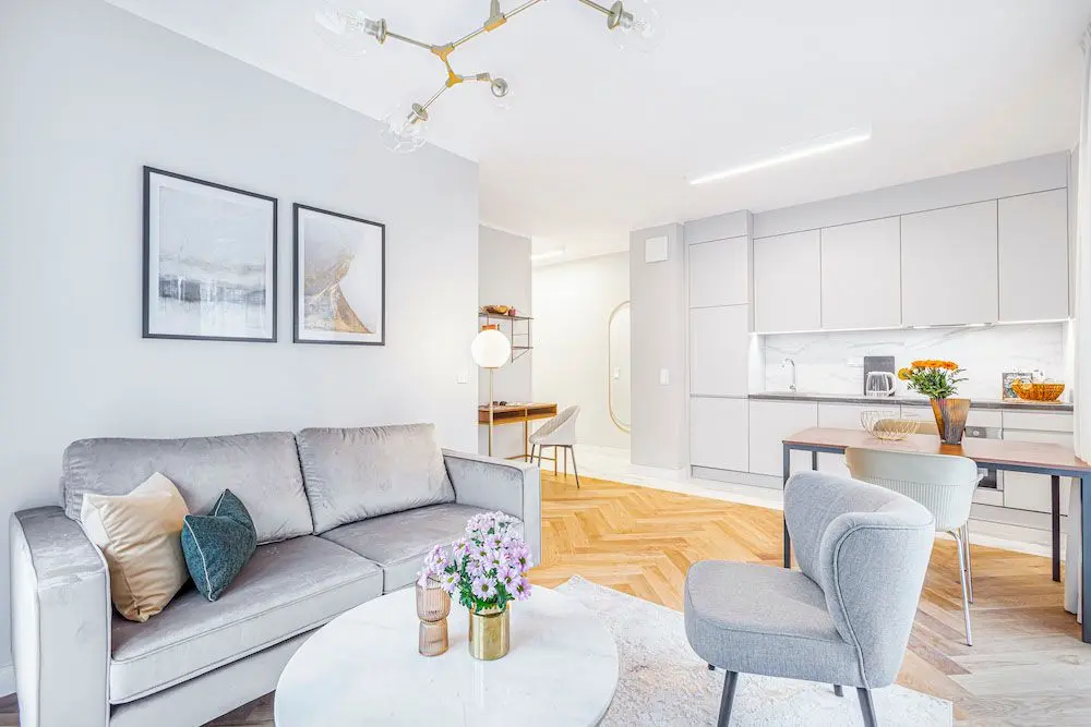 HIGH STANDARD 2-room flat with balcony in SRODMIESCIE DISTRICT
