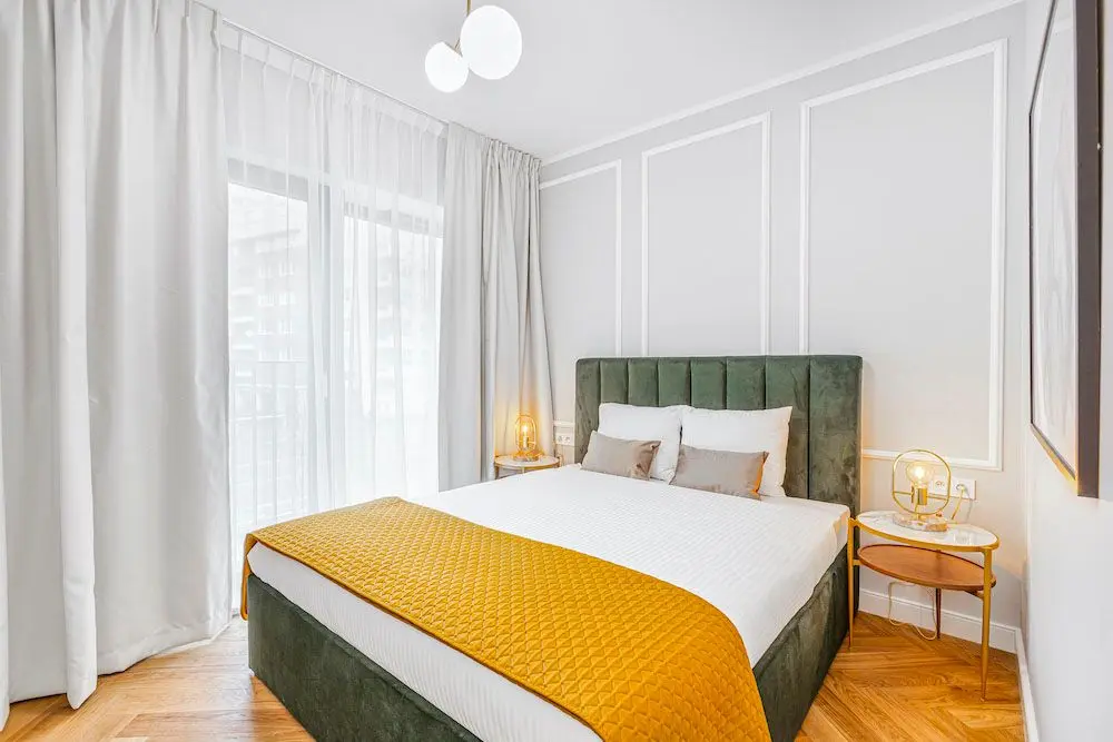 HIGH STANDARD 2-room flat with balcony in SRODMIESCIE DISTRICT