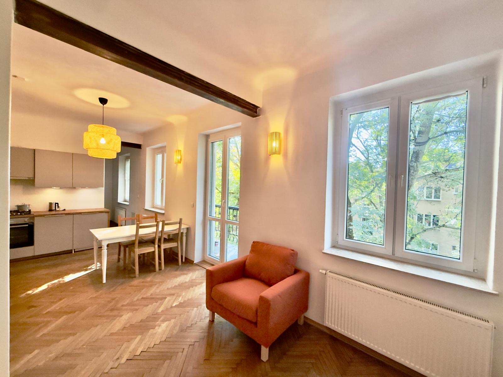 SPACIOUS 2-ROOM flat with balcony in SASKA KEPA / PRAGA POLUDNIE DISTRICT