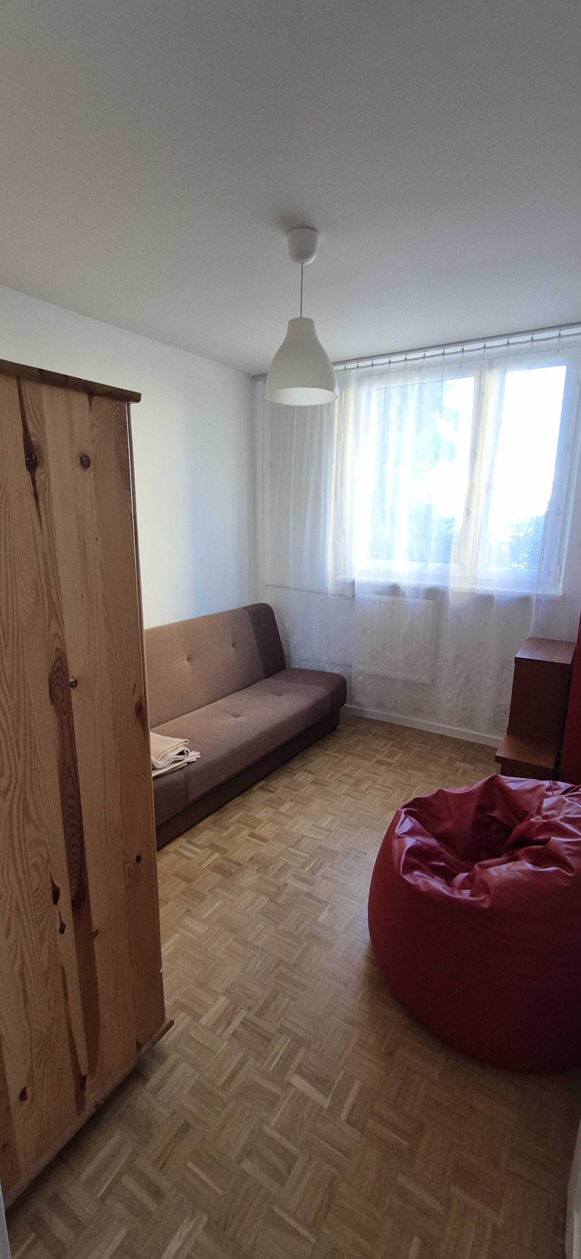NICE 3-room apartment with balcony in PRAGA DISTRICT near METRO TROCKA