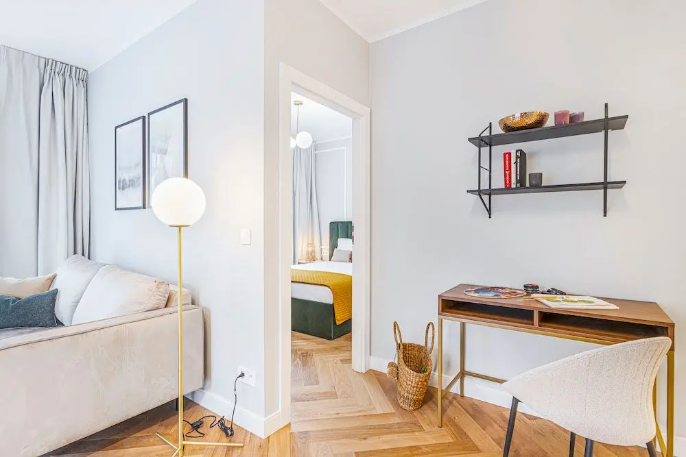 HIGH STANDARD 2-room flat with balcony in SRODMIESCIE DISTRICT