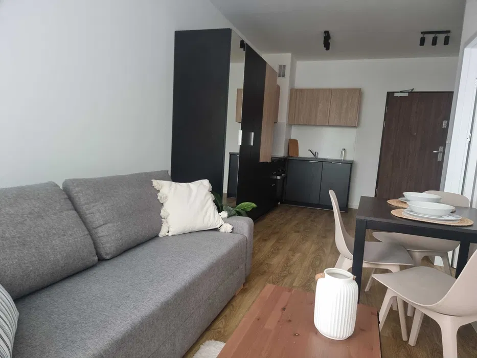 APPARTEMENT MODERNE 2 PIÈCES avec balcon à PRAGA POŁUDNIE