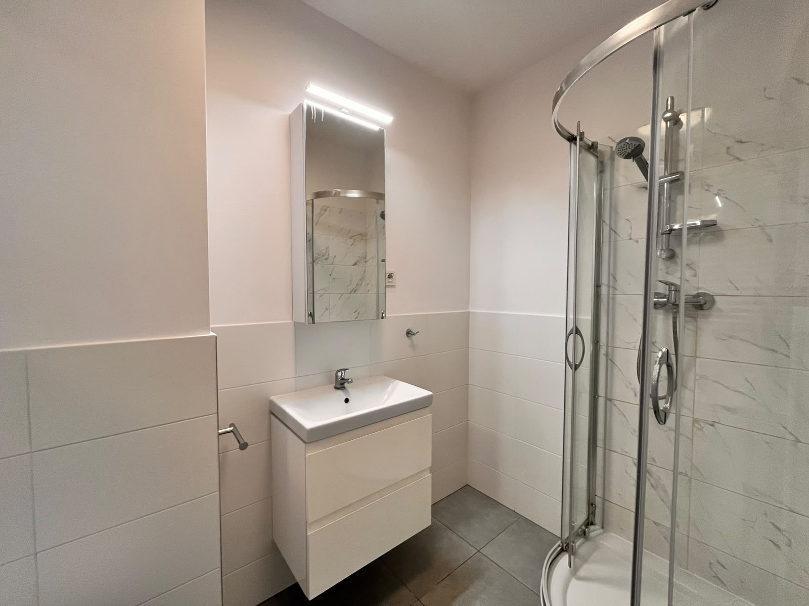 MODERN 2-room flat WITH BALCONY in PRAGA POLUDNIE