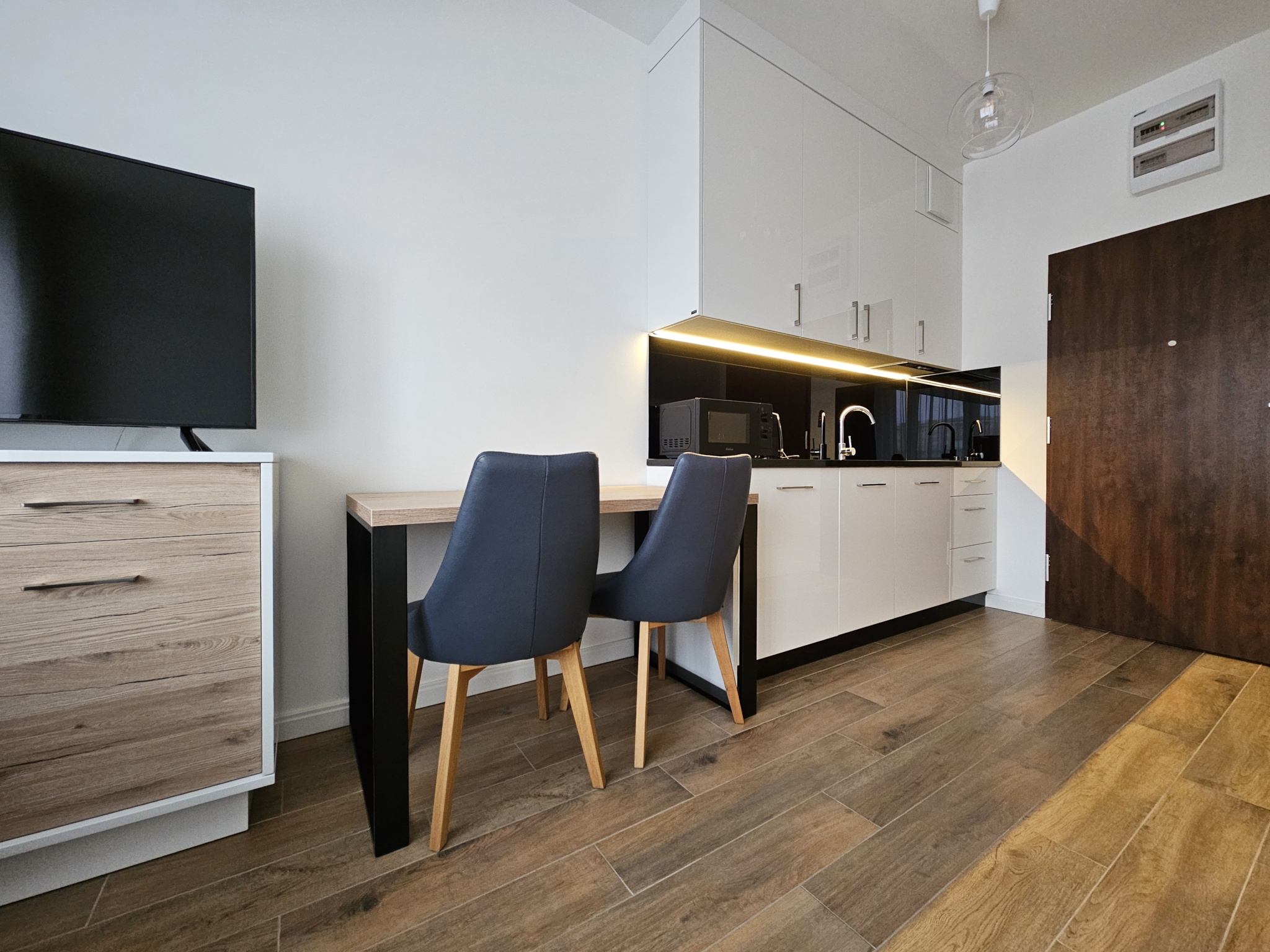 MODERN 2-room flat with balcony near WUM in OCHOTA DISTRICT