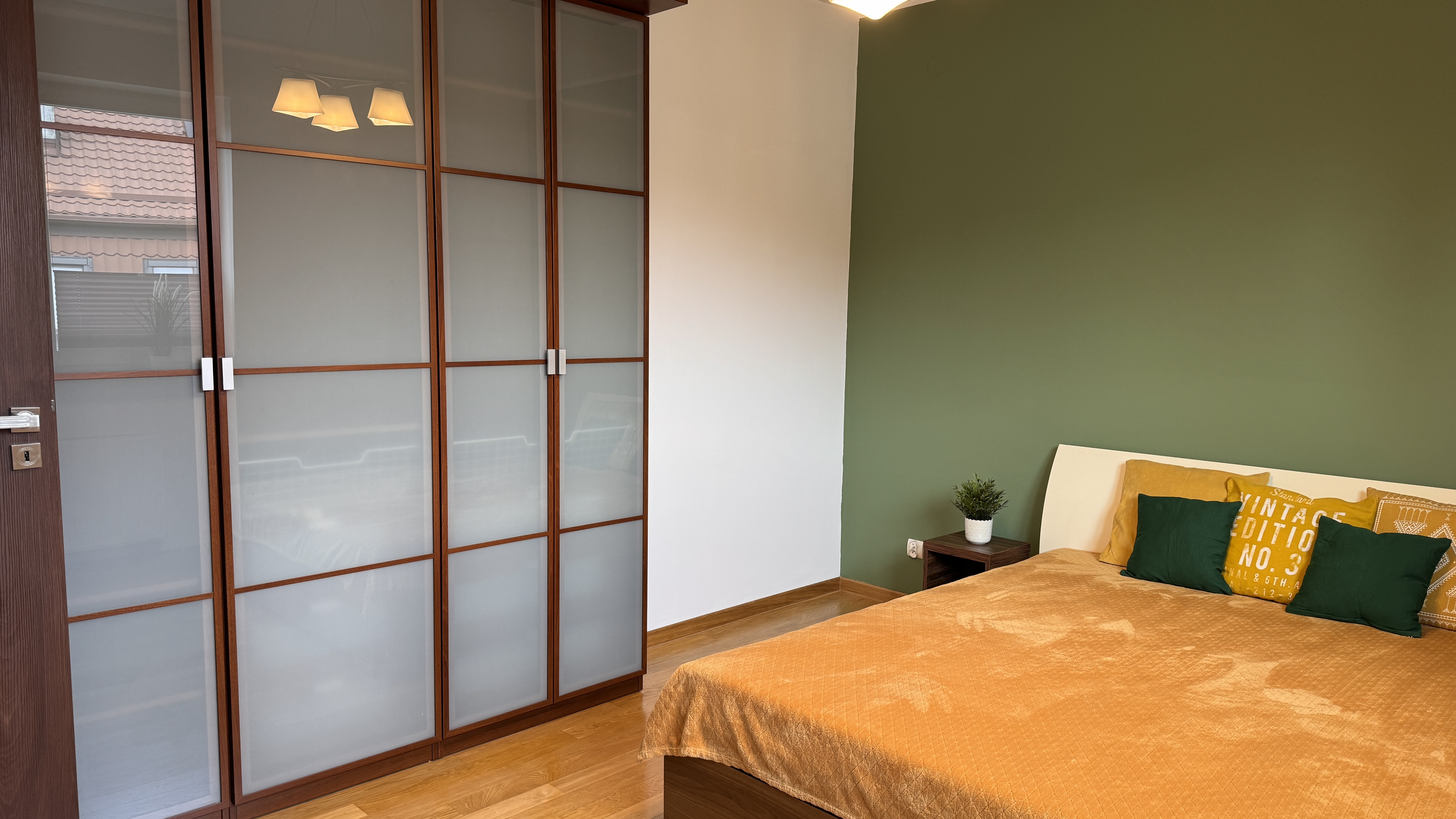 SPACIOIUS 3-room flat with balcony and AC in WLOCHY DISTRICT