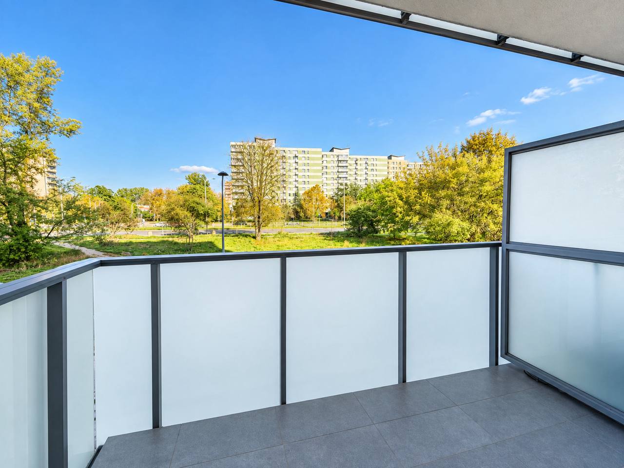 COZY 2-room apartment with balcony in PRAGA DISTRICT