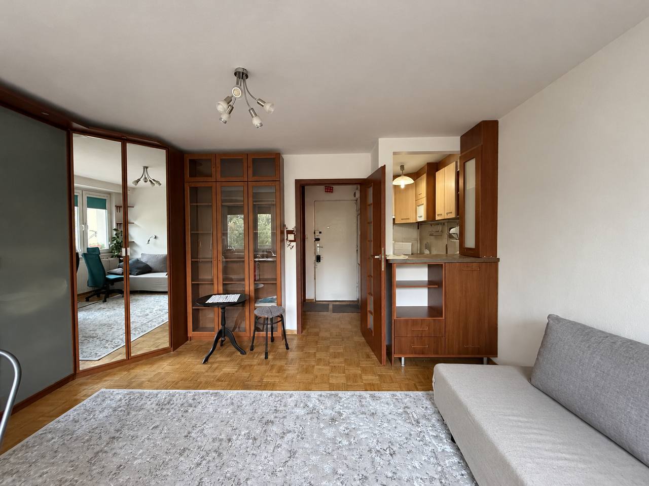COSY spacious studio flat with balcony in PRAGA DISTRICT | photo 2