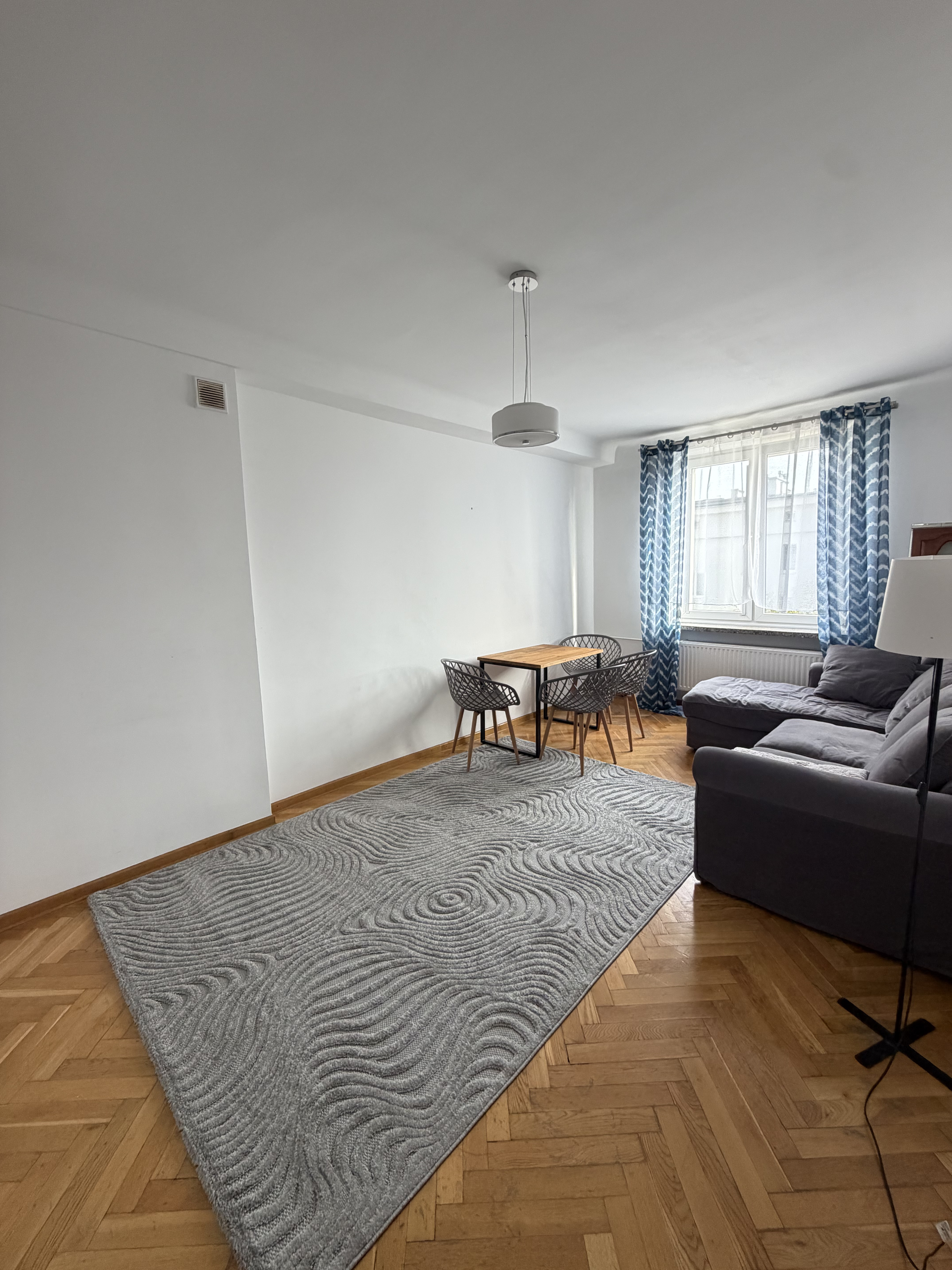 3 separaeted bedrooms | CITY CENTER, Aleja Solidarności, Warsaw- ERASMUS WELCOME